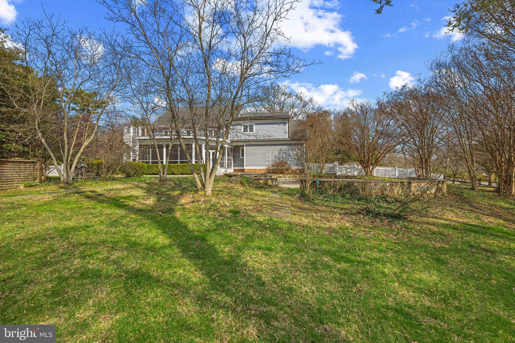 RUGBY HALL ESTATES - Residential