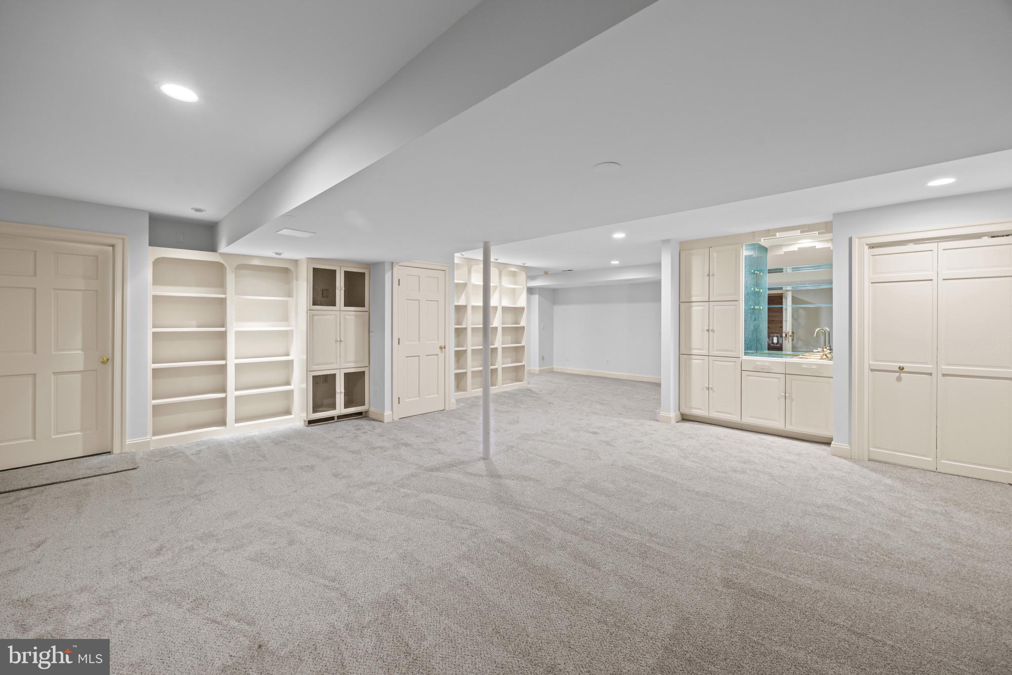 RUGBY HALL ESTATES - Residential