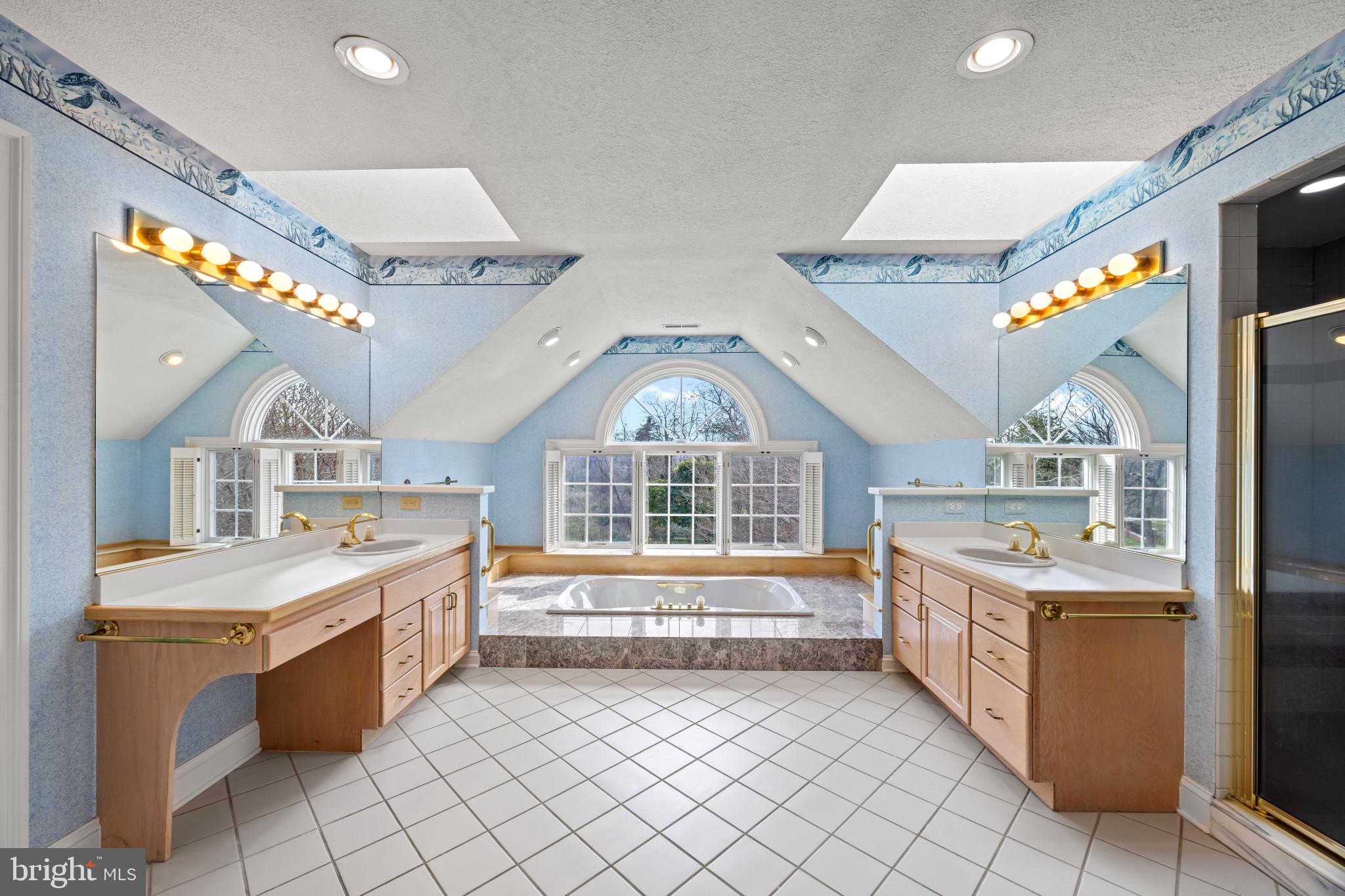 RUGBY HALL ESTATES - Residential