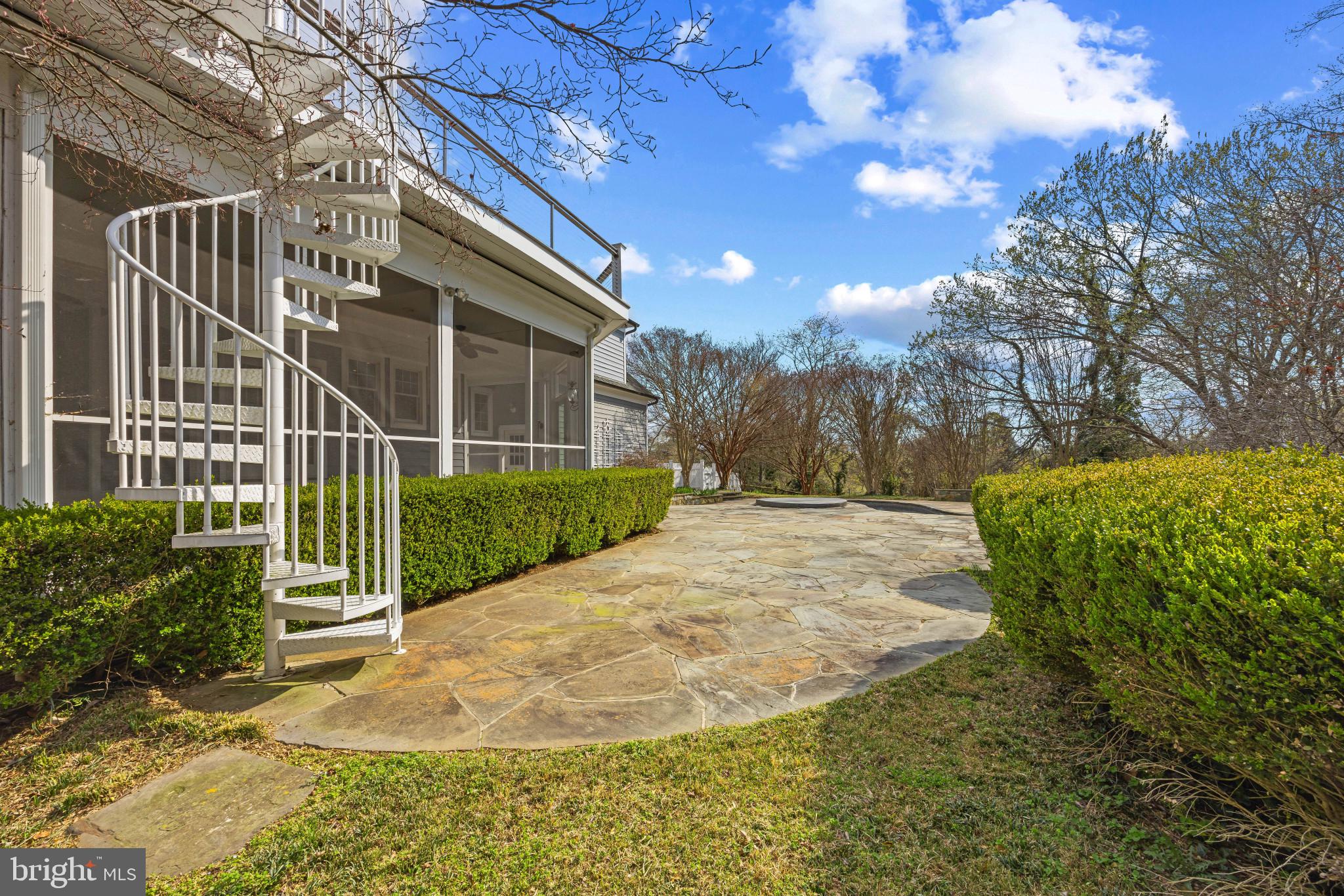 RUGBY HALL ESTATES - Residential