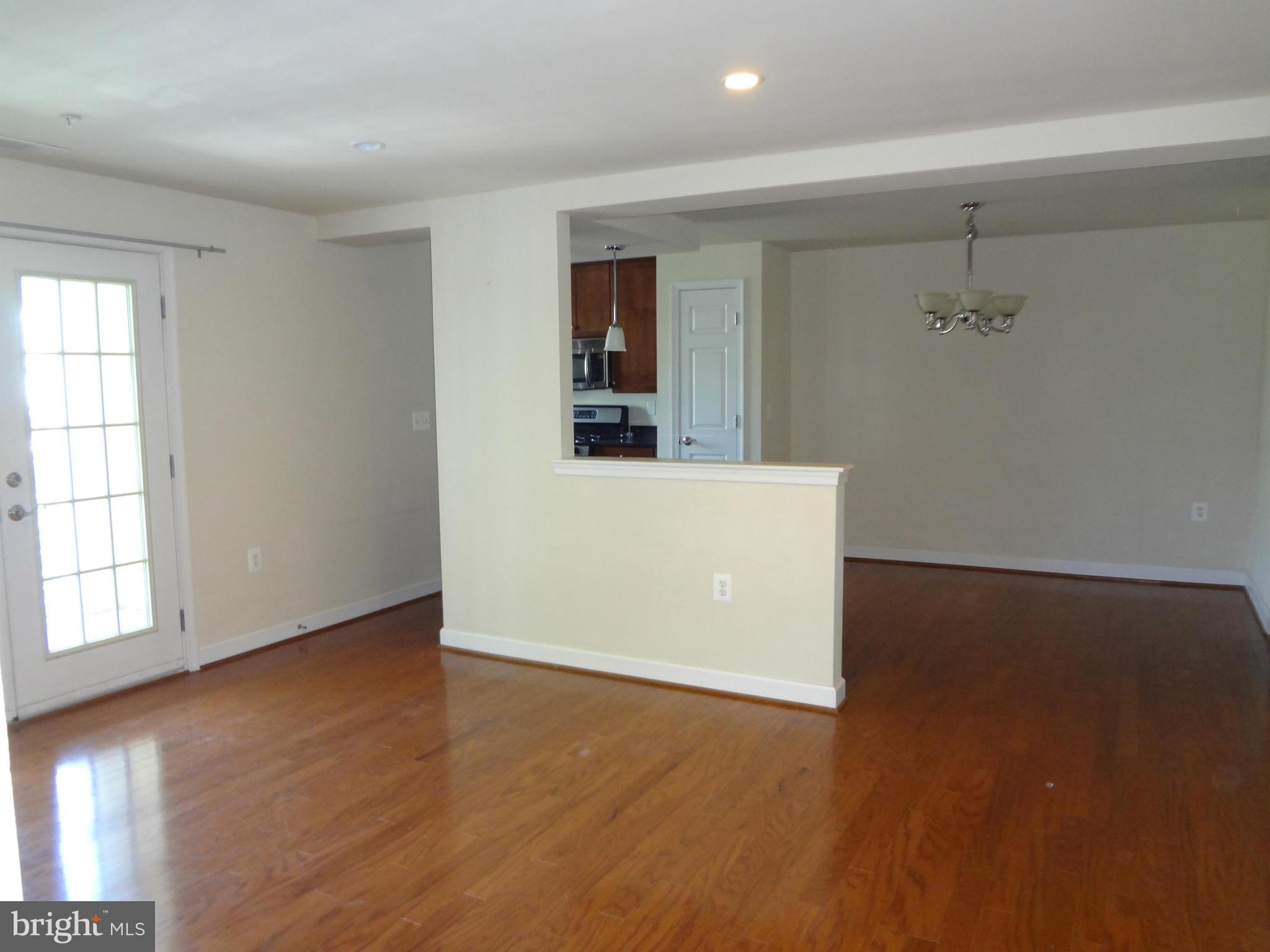 WEST VILLAGE OF SHIRLINGTON - Residential Lease