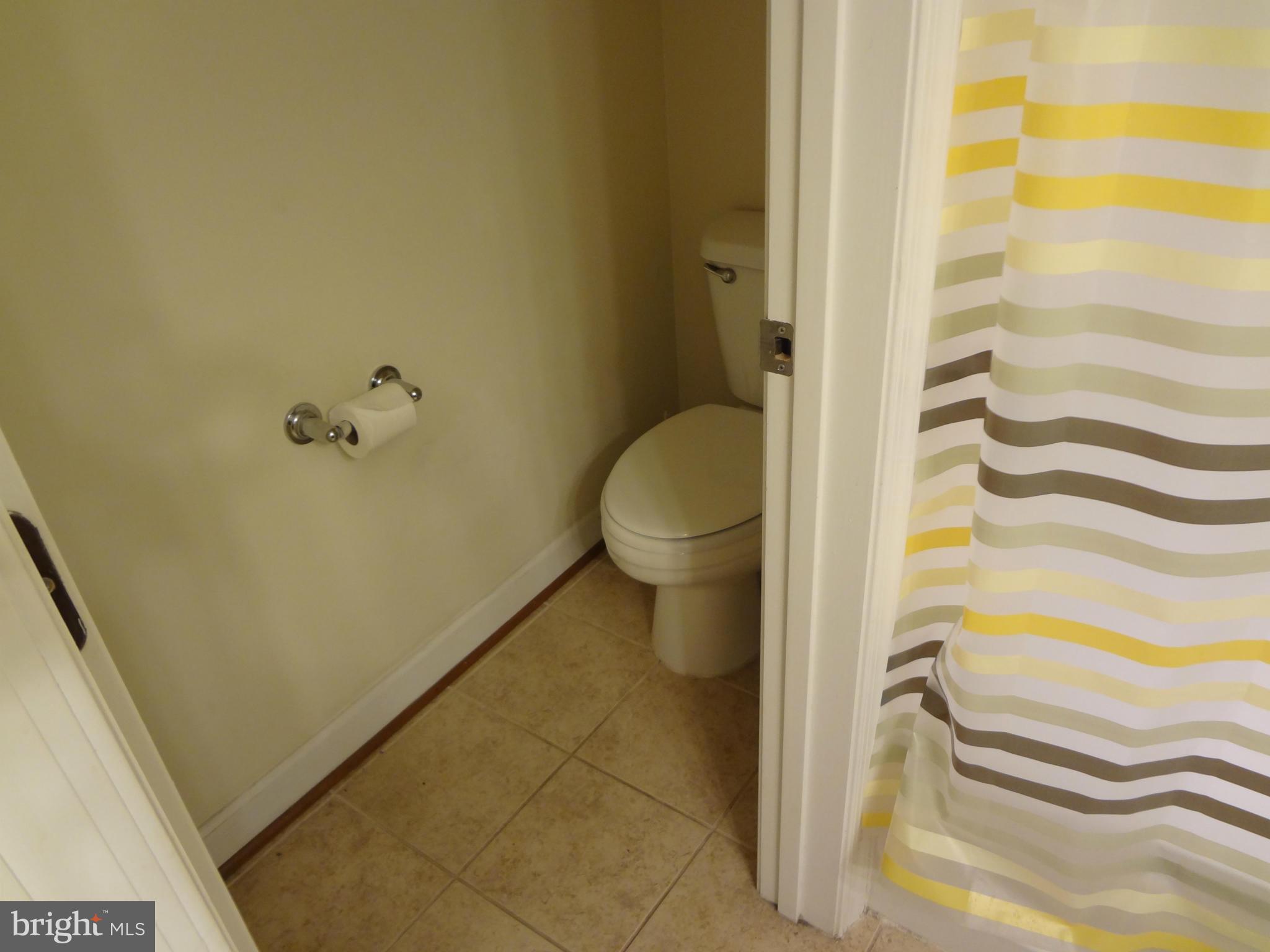 WEST VILLAGE OF SHIRLINGTON - Residential Lease