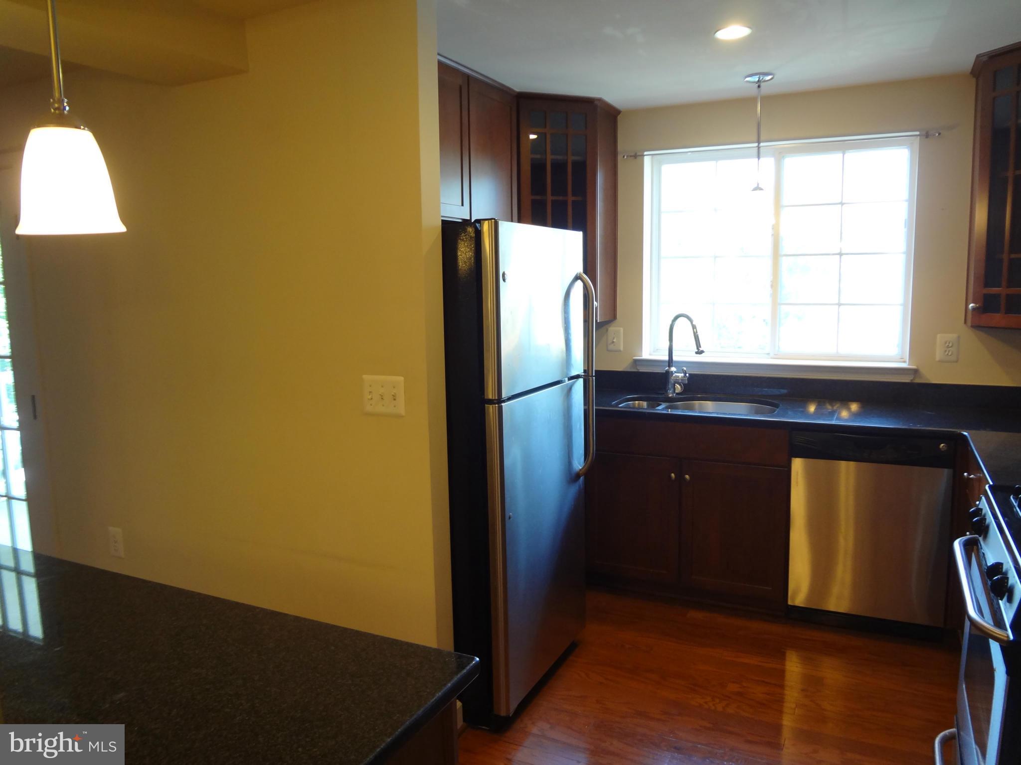 WEST VILLAGE OF SHIRLINGTON - Residential Lease