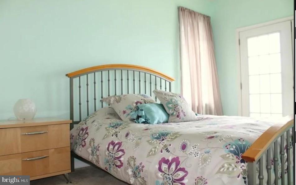 STRATFORD HARBOUR - Residential Lease