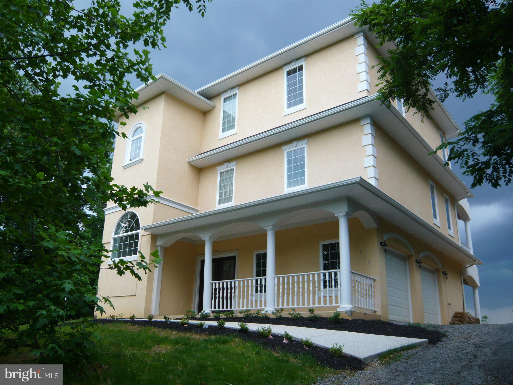 STRATFORD HARBOUR - Residential Lease