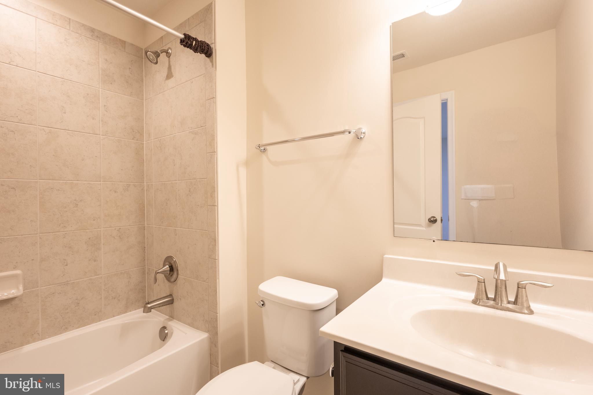 ELKRIDGE TOWN CENTER - Residential Lease