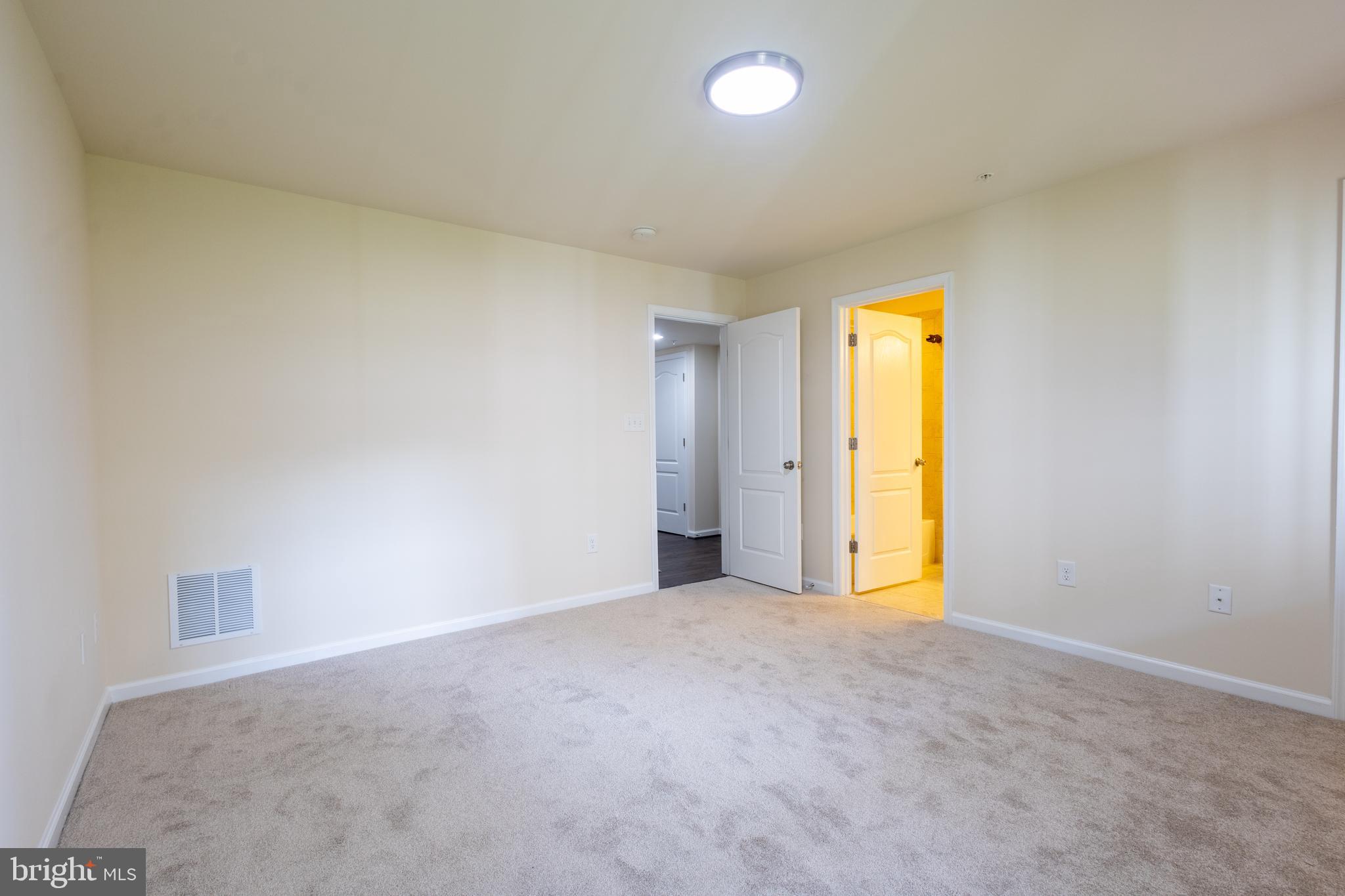 ELKRIDGE TOWN CENTER - Residential Lease