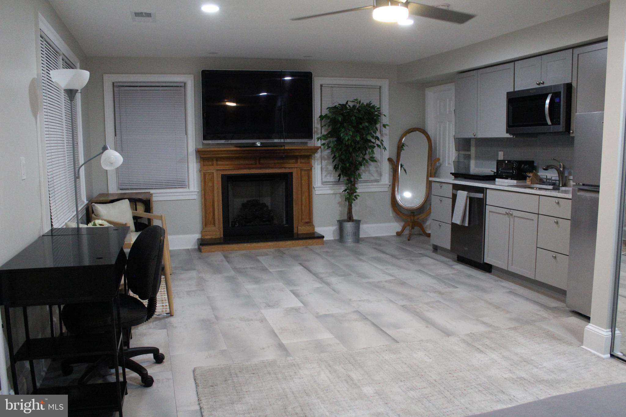 BRISTOW - Residential Lease