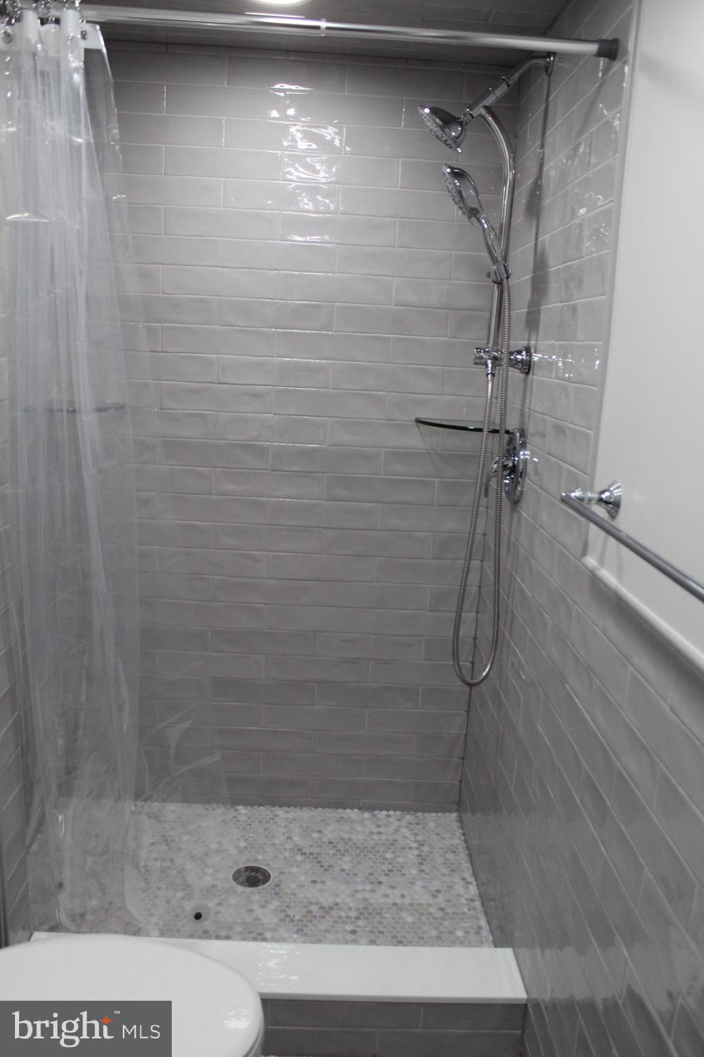 BRISTOW - Residential Lease