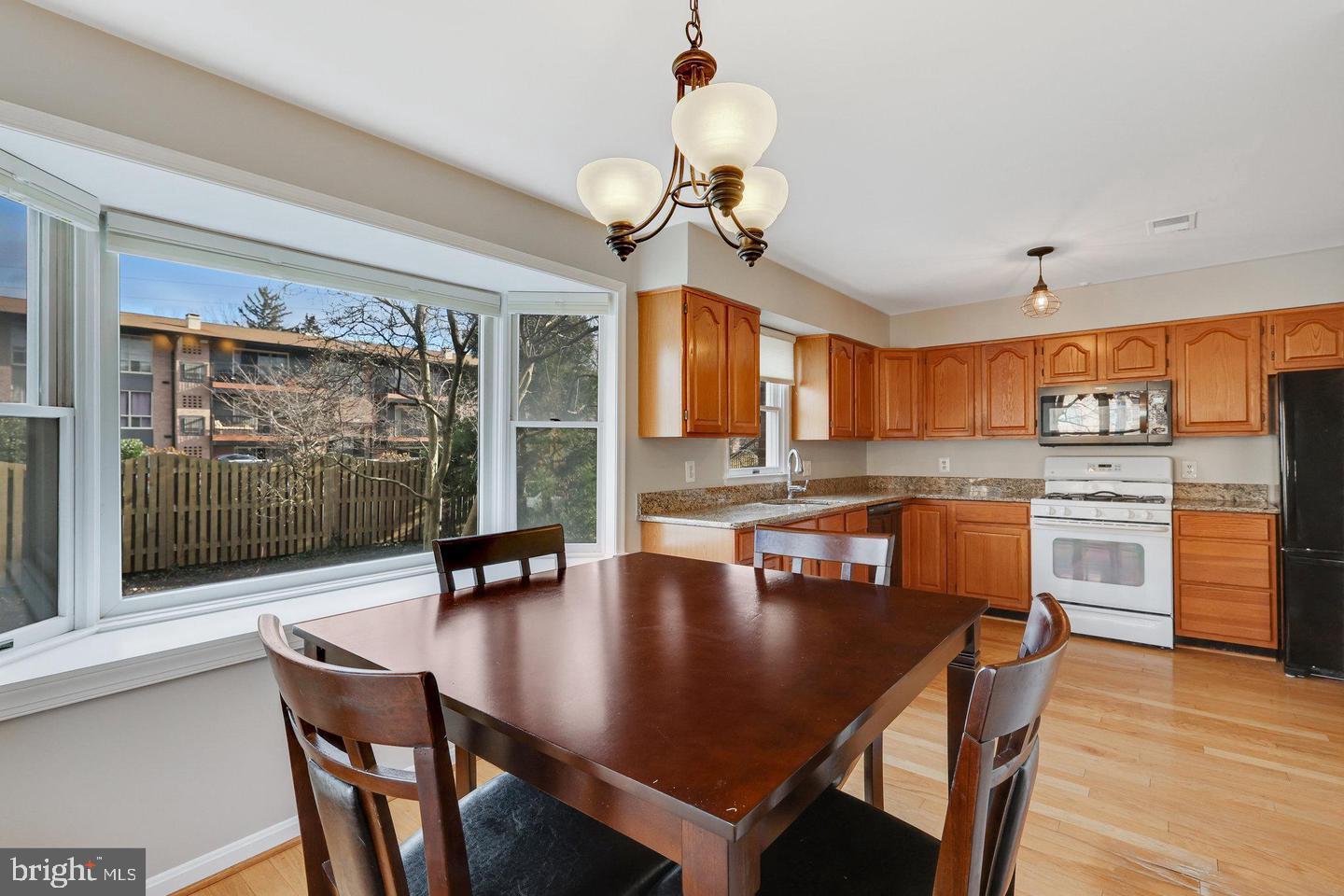 VIENNA TRAIL - Residential Lease