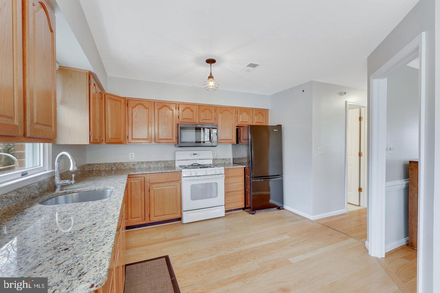 VIENNA TRAIL - Residential Lease