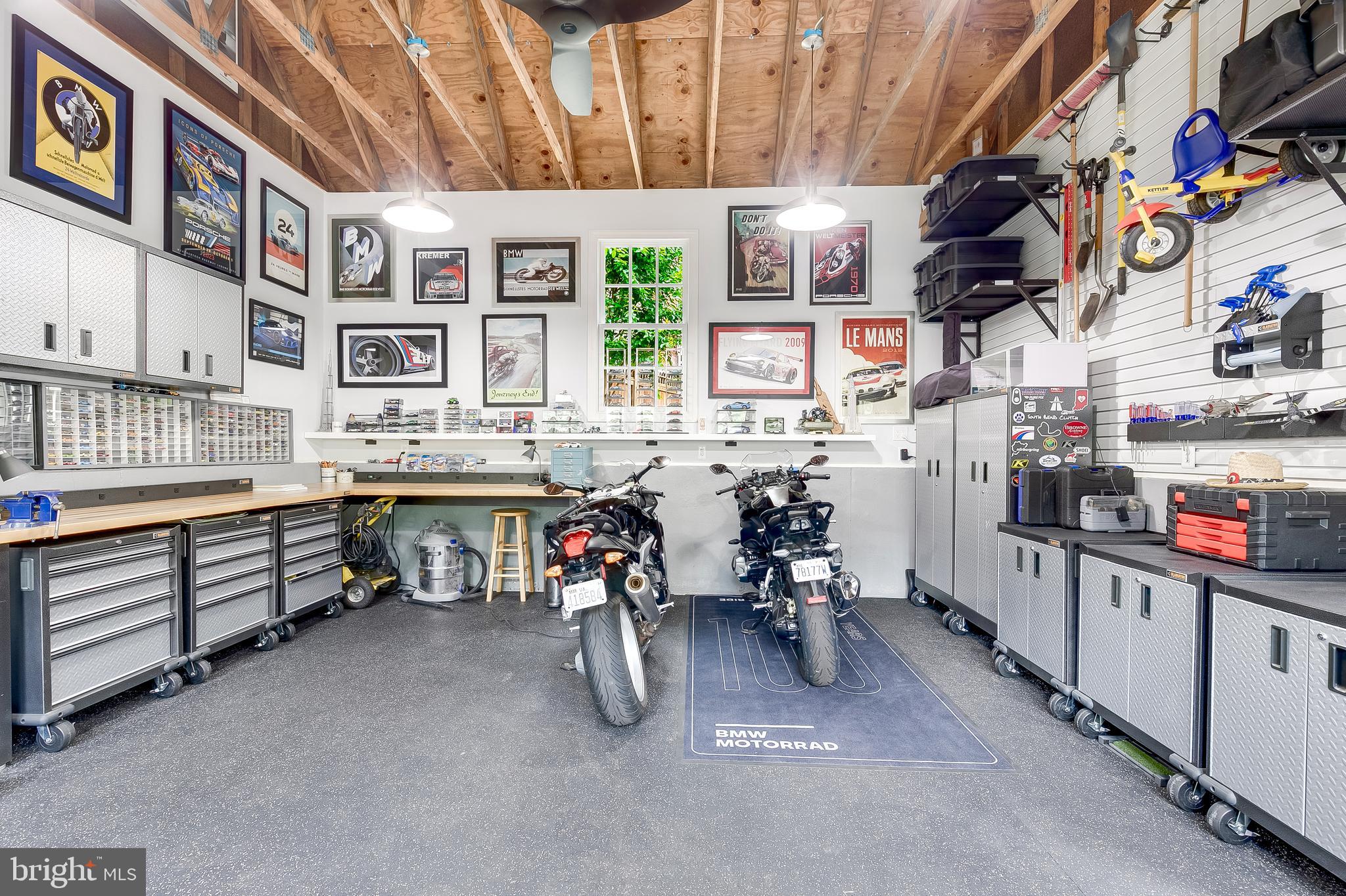 QUAKER HILL - Residential