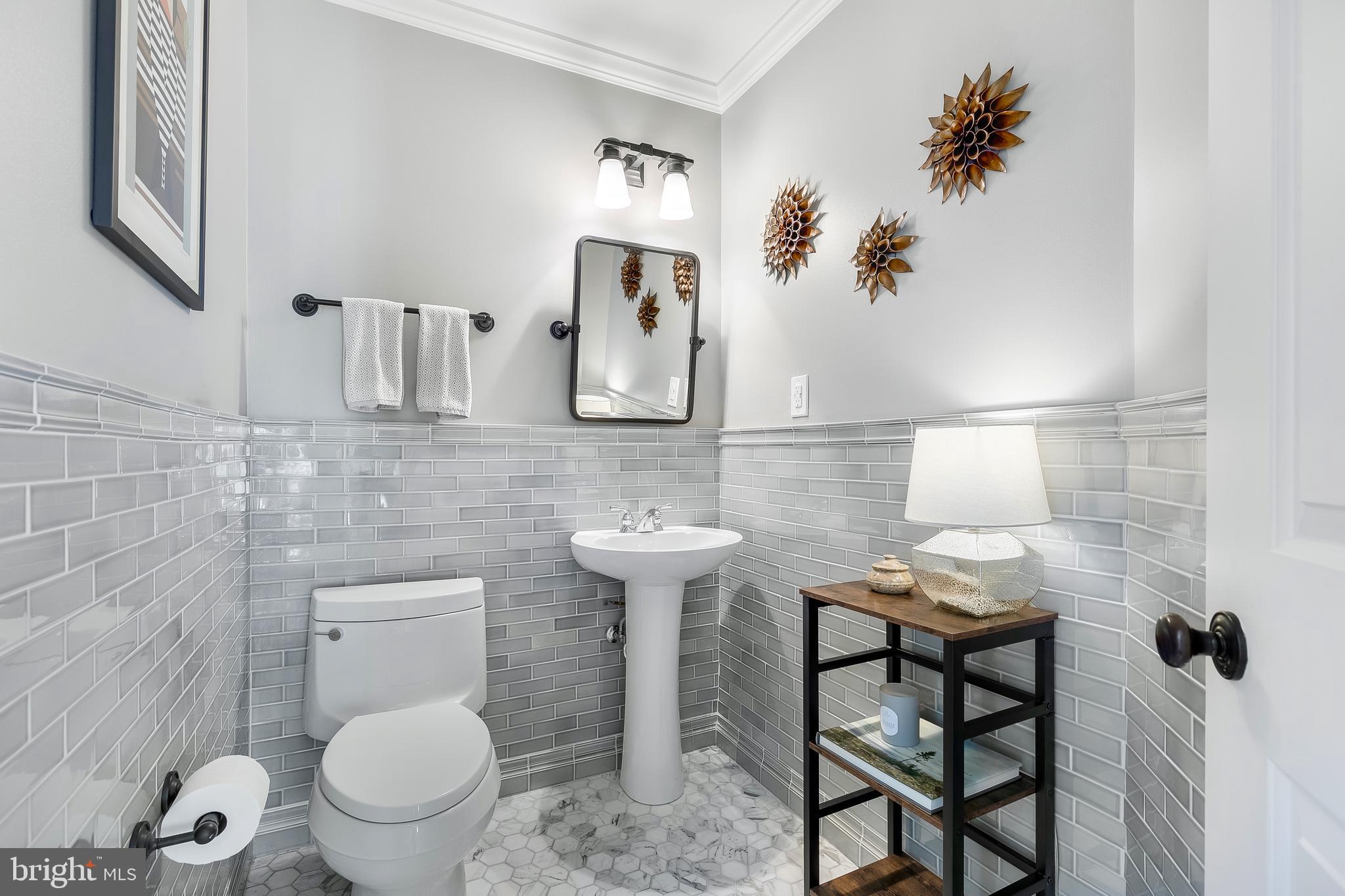 QUAKER HILL - Residential