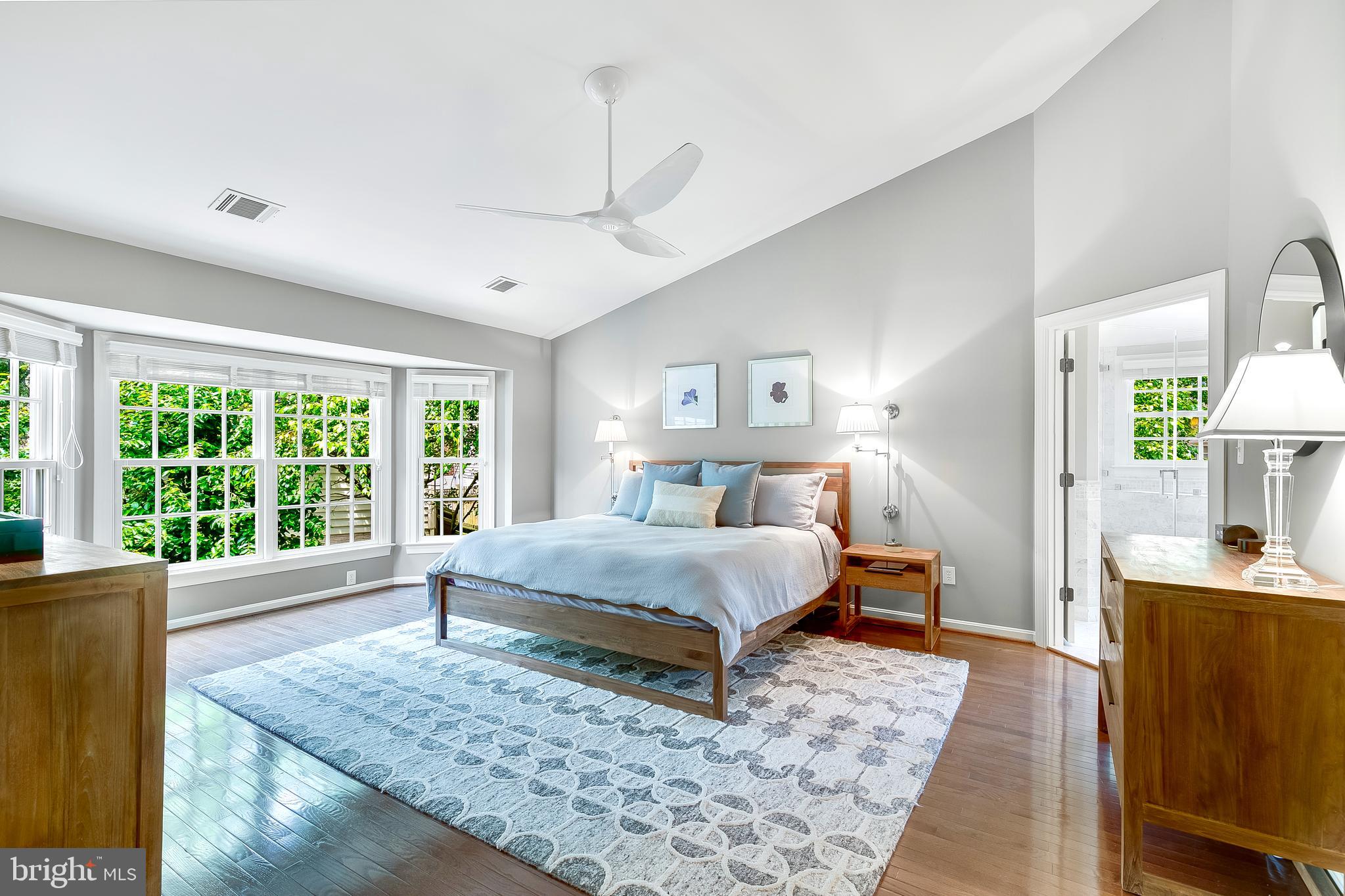 QUAKER HILL - Residential