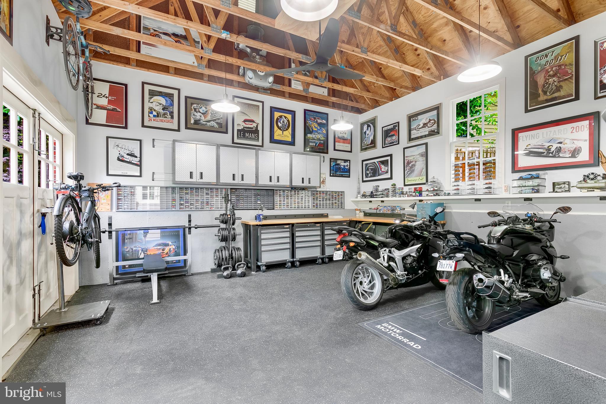 QUAKER HILL - Residential