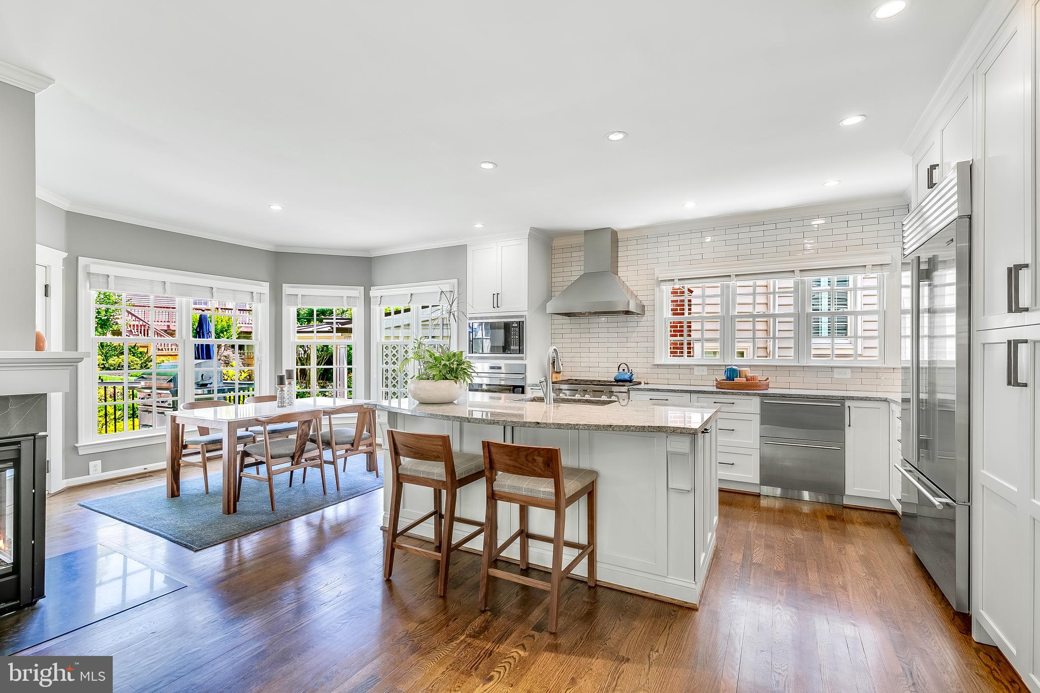 QUAKER HILL - Residential