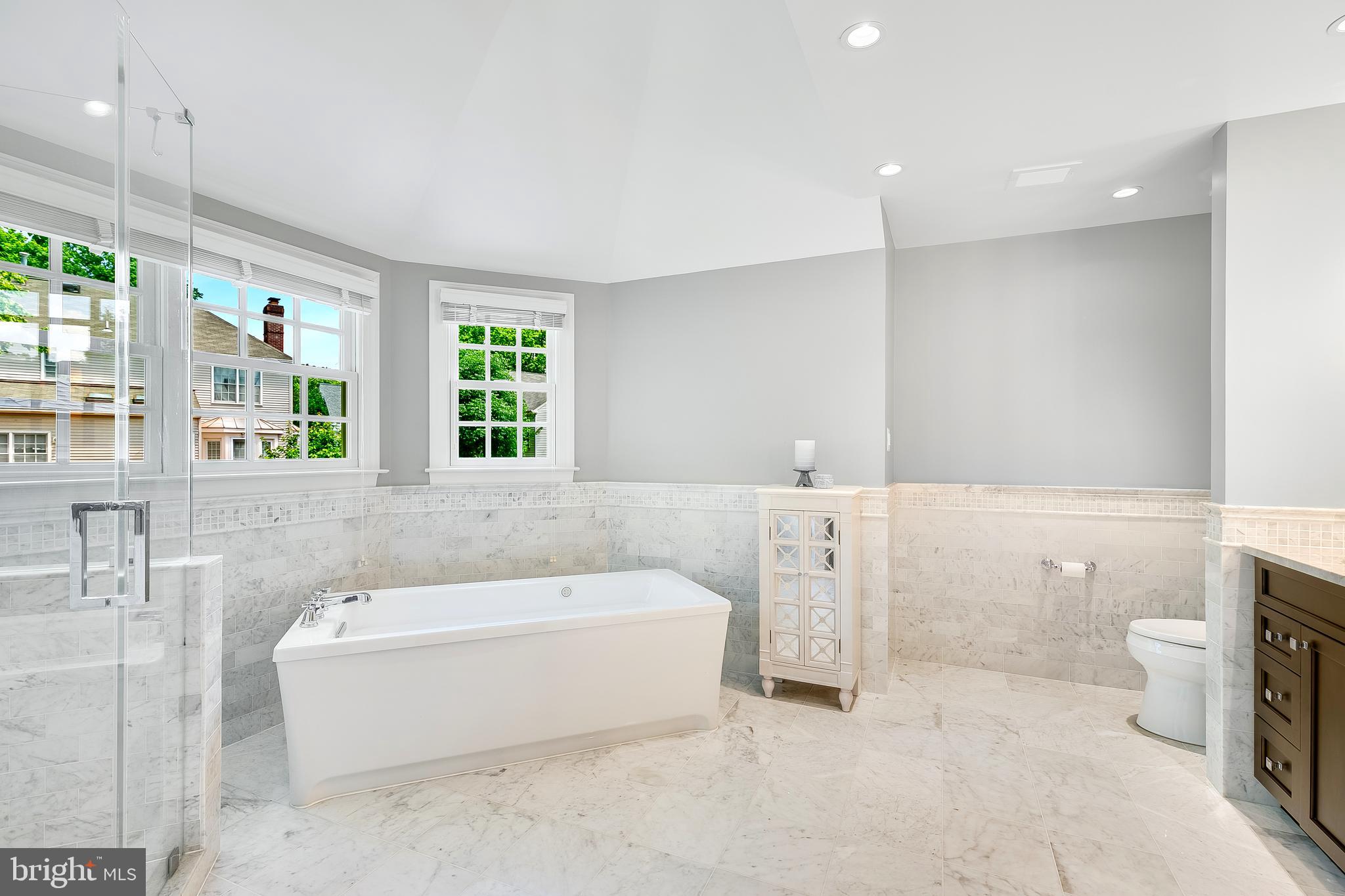 QUAKER HILL - Residential