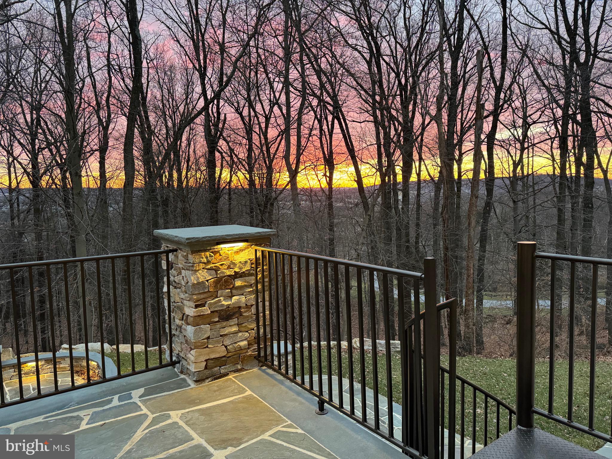 2300 OLD SENTINEL TRAIL