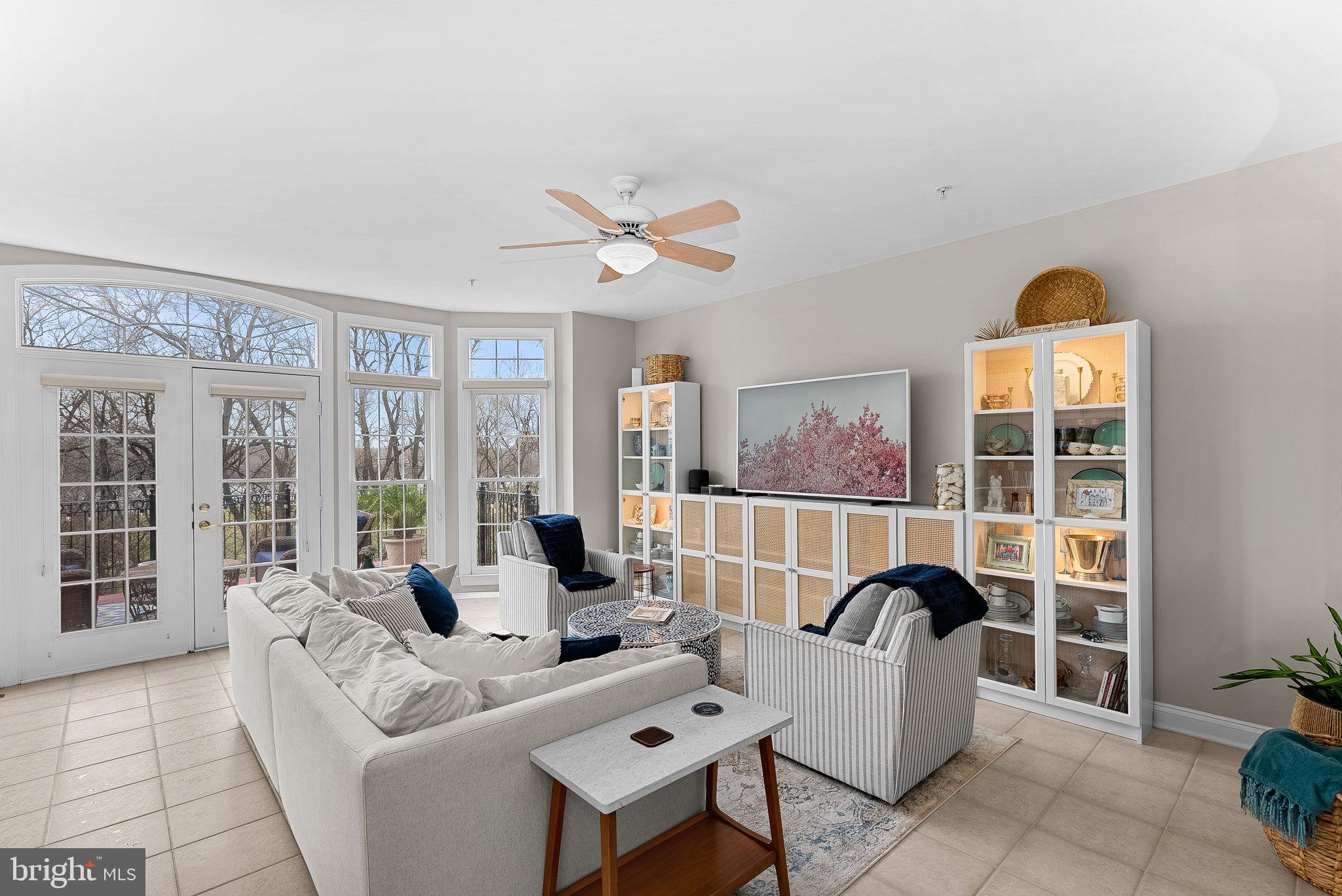 RIVER CREEK - Residential