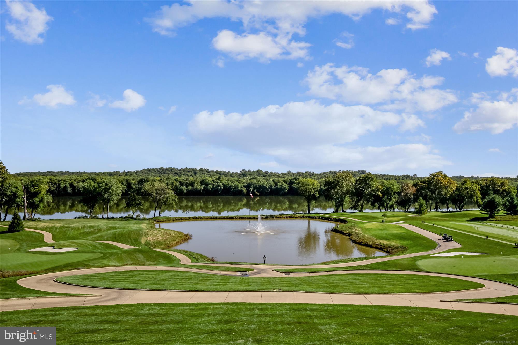 RIVER CREEK - Residential