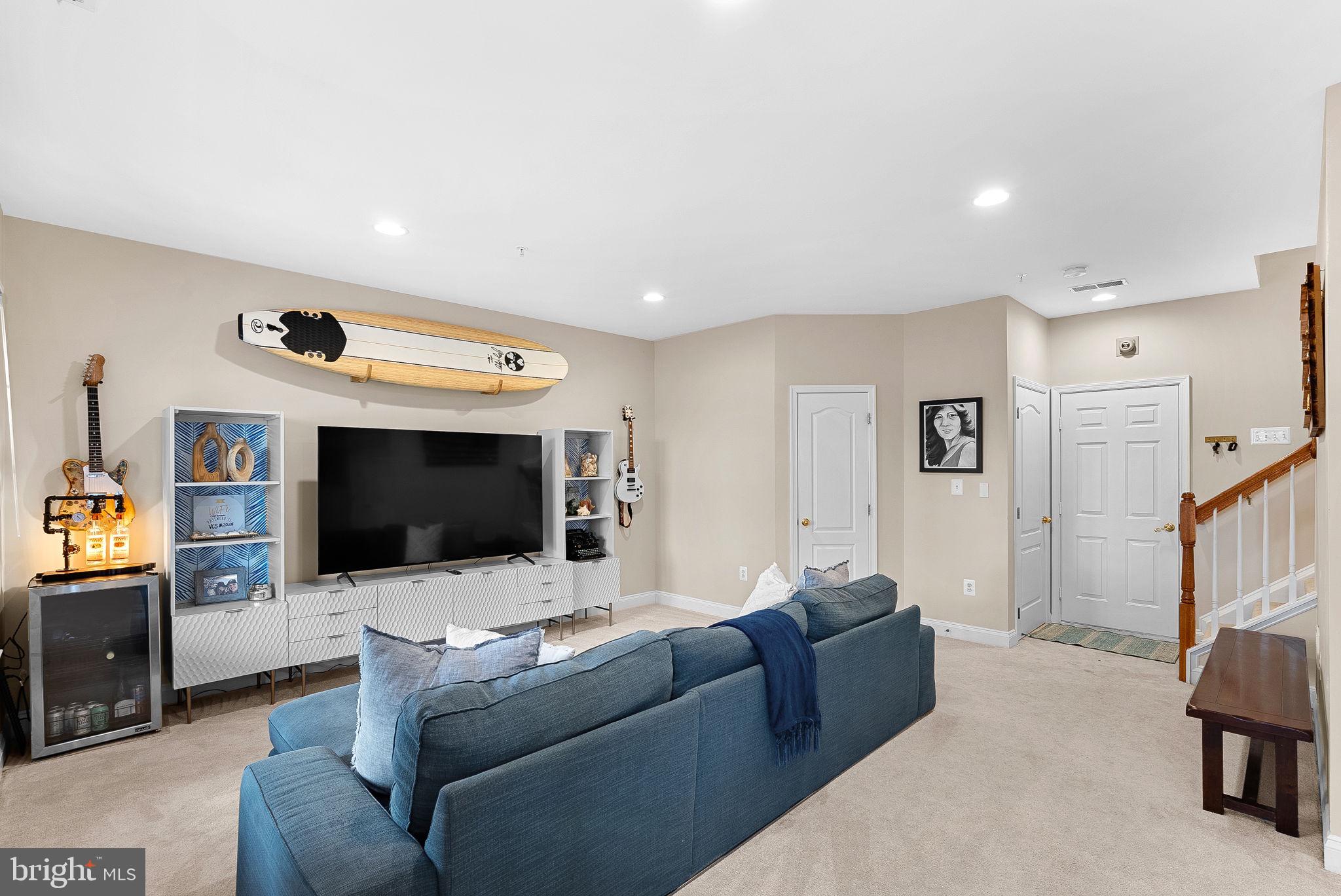 RIVER CREEK - Residential