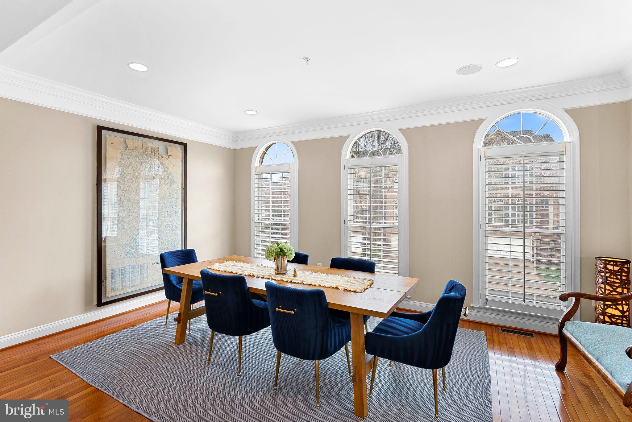 RIVER CREEK - Residential