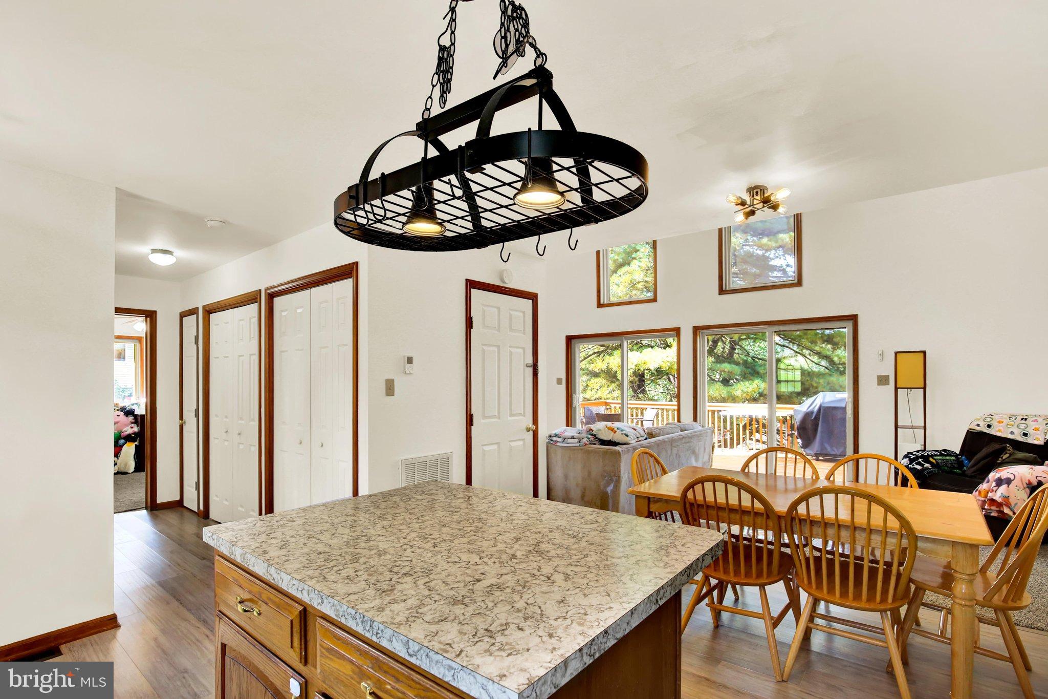 203 HATCHET COVE