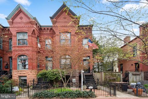 1107 INDEPENDENCE AVENUE SE WASHINGTON DC 20003