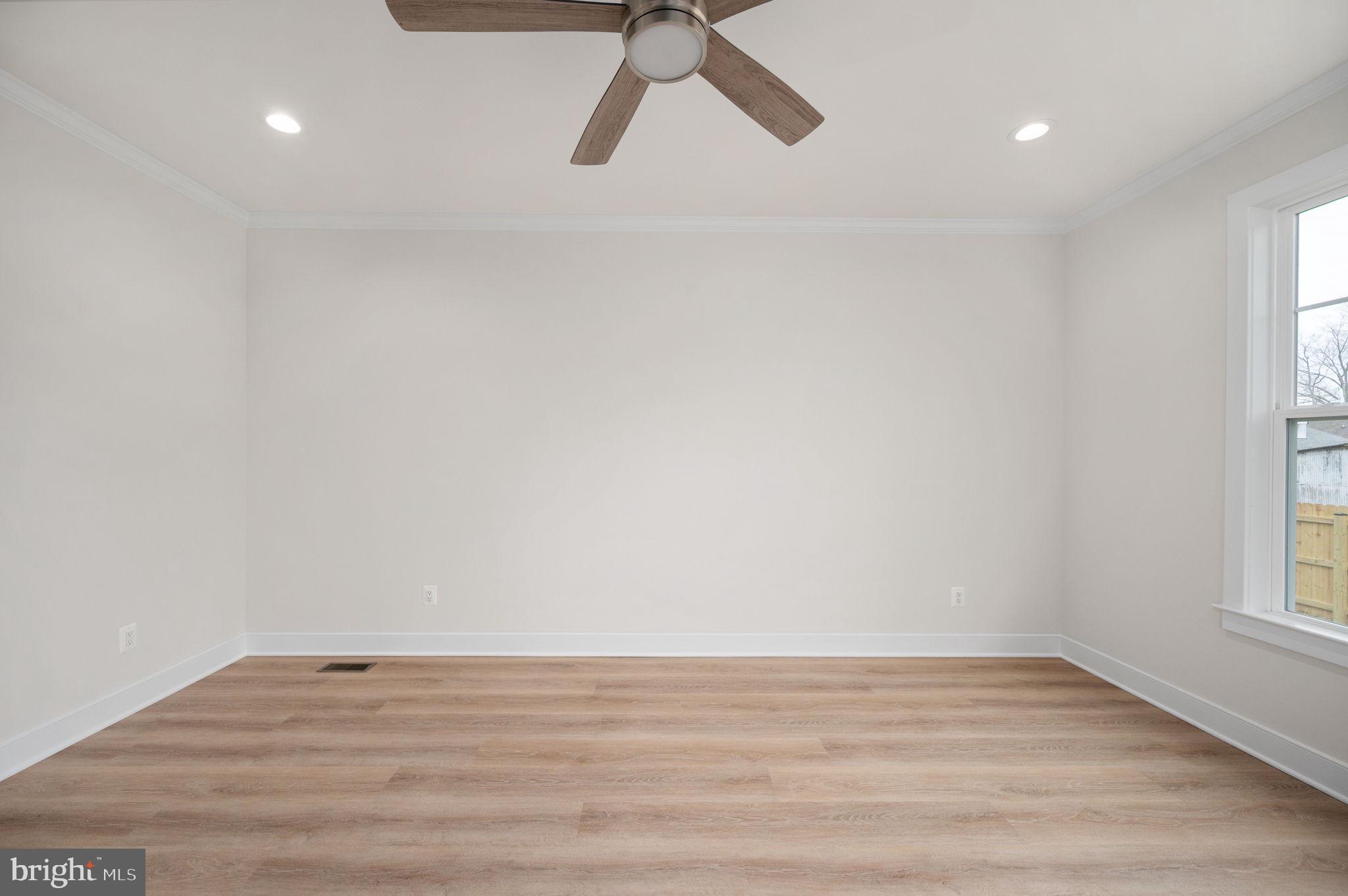 TOWN OF COLONIAL BEACH - Residential