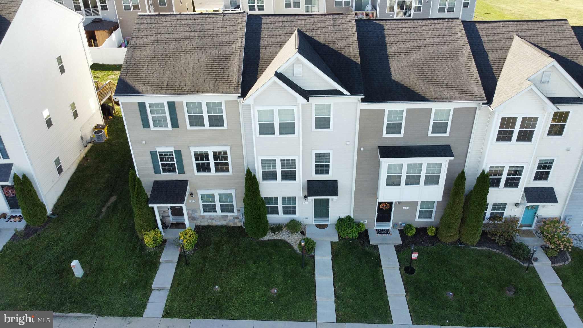 KENSINGTON TERRACE - Residential