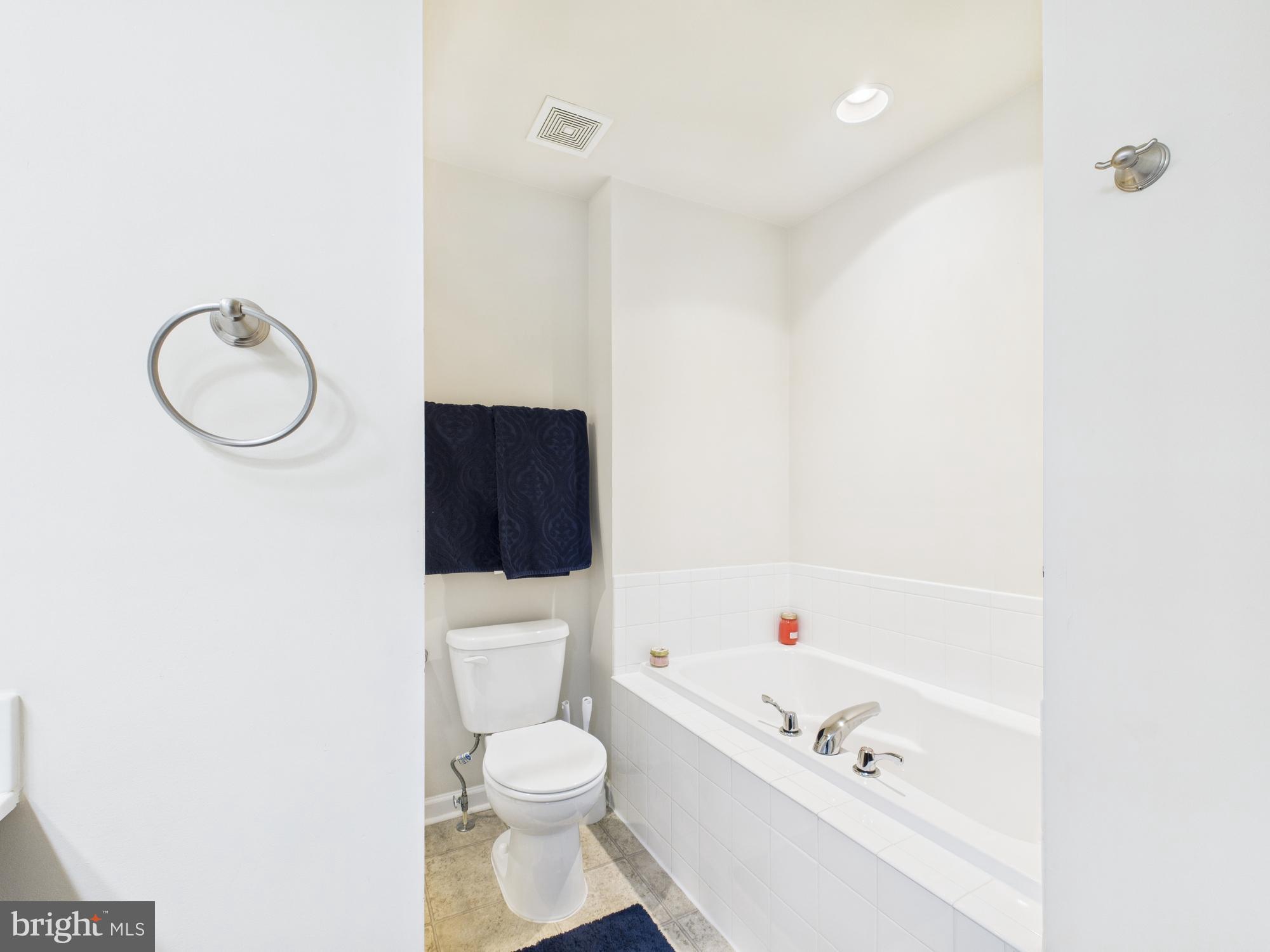 KENSINGTON TERRACE - Residential