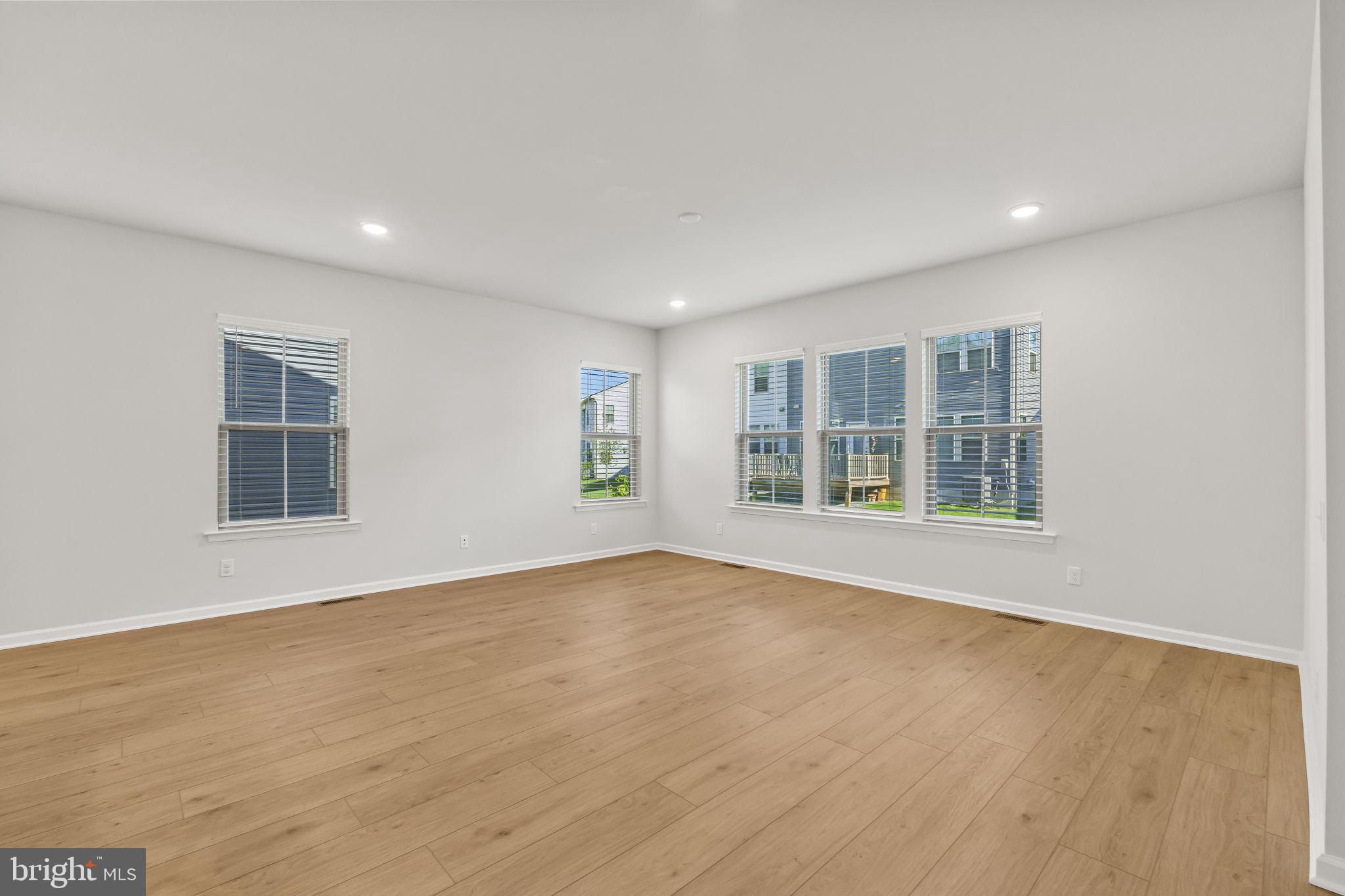 LIBERTY RIDGE - Residential