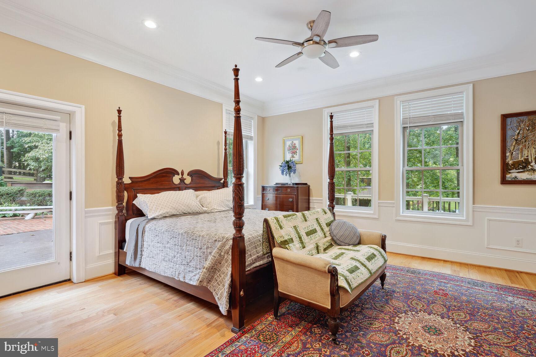 POTOMAC OUTSIDE - Residential