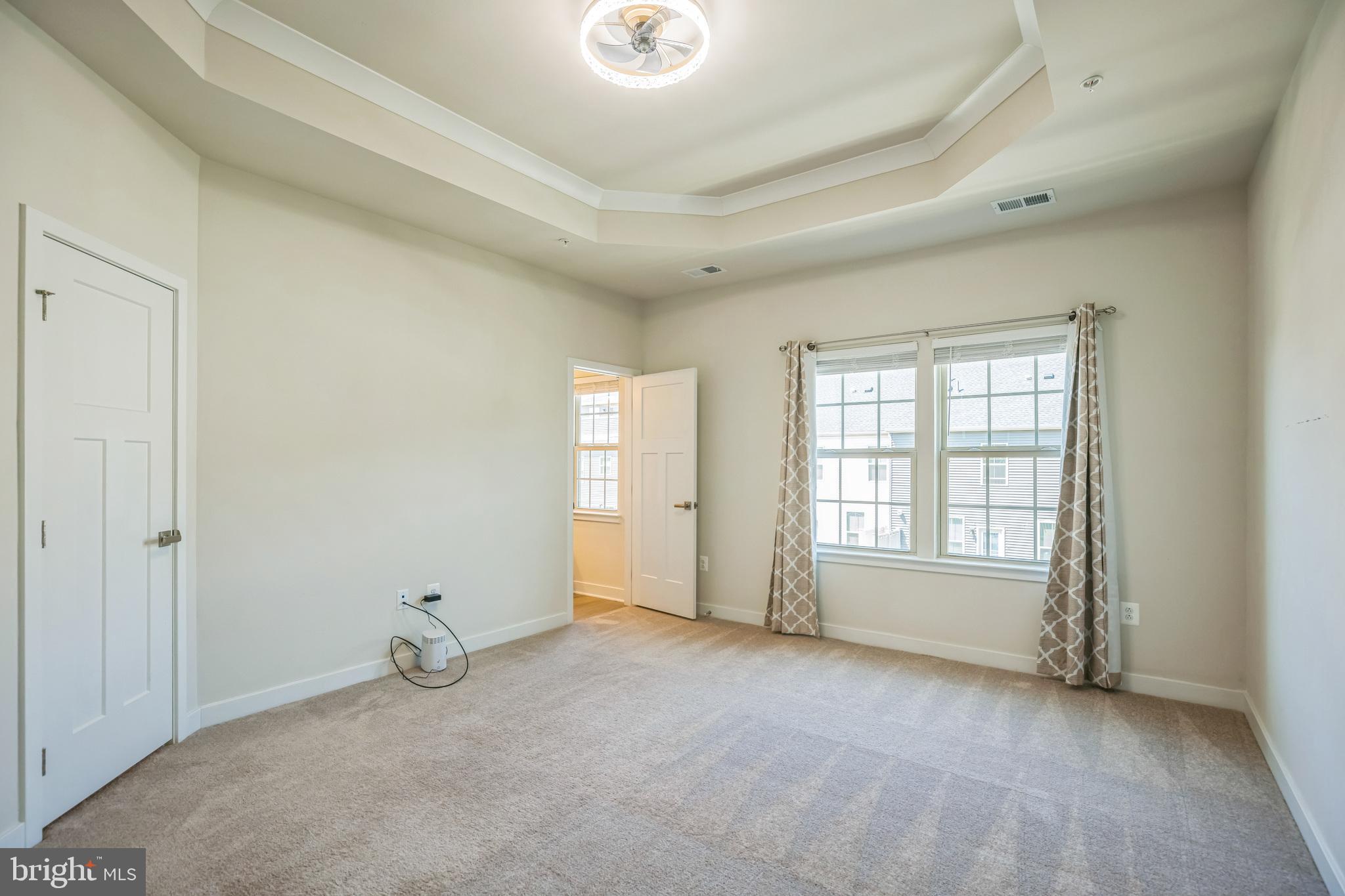 TIMOTHY BRANCH TOWNS - Residential Lease