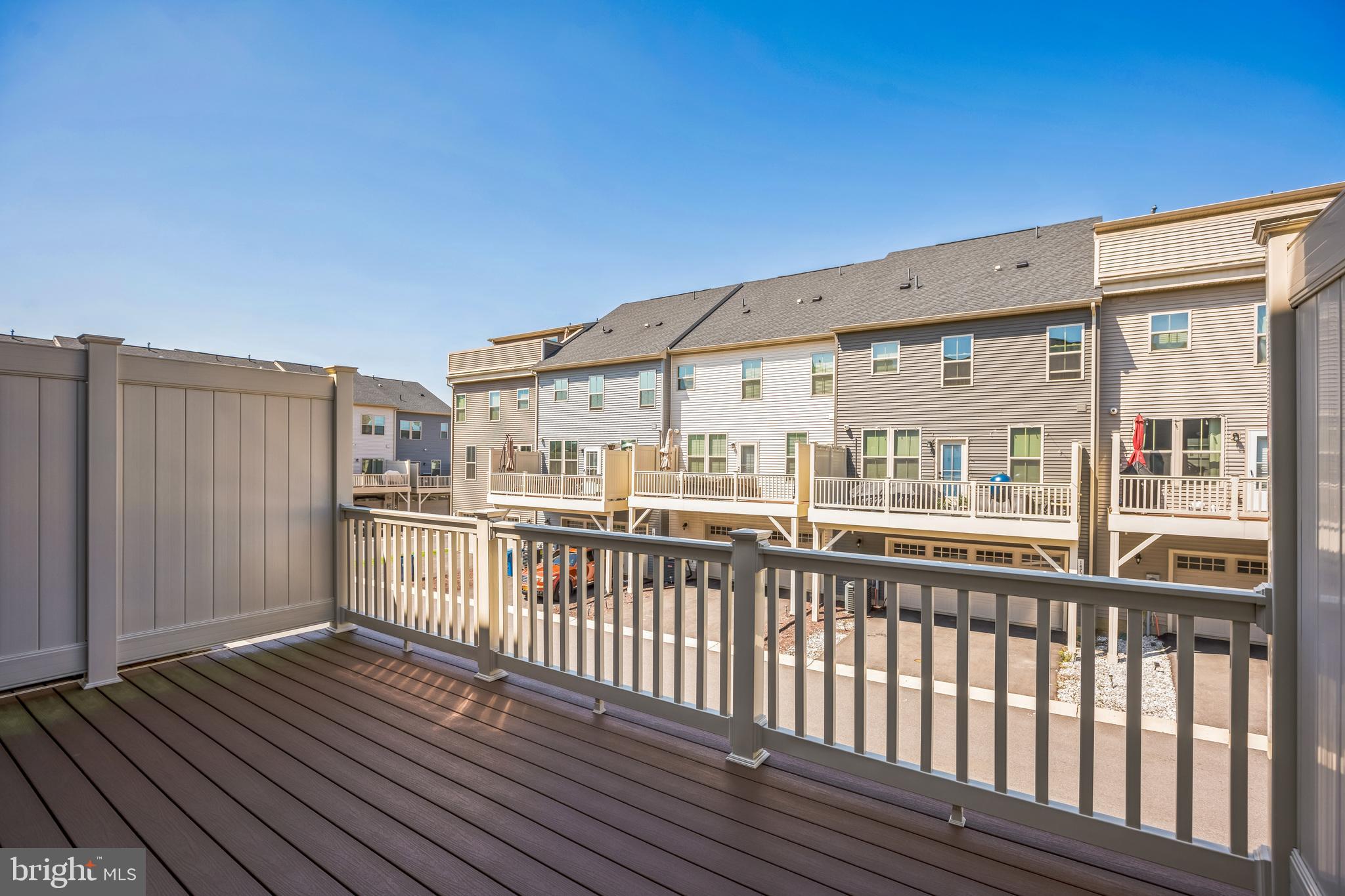 TIMOTHY BRANCH TOWNS - Residential Lease