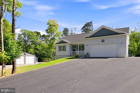 Condo For Rent - 522 Nestle Quarry Road<br/> Berkeley County, FALLING WATERS, WV 25419