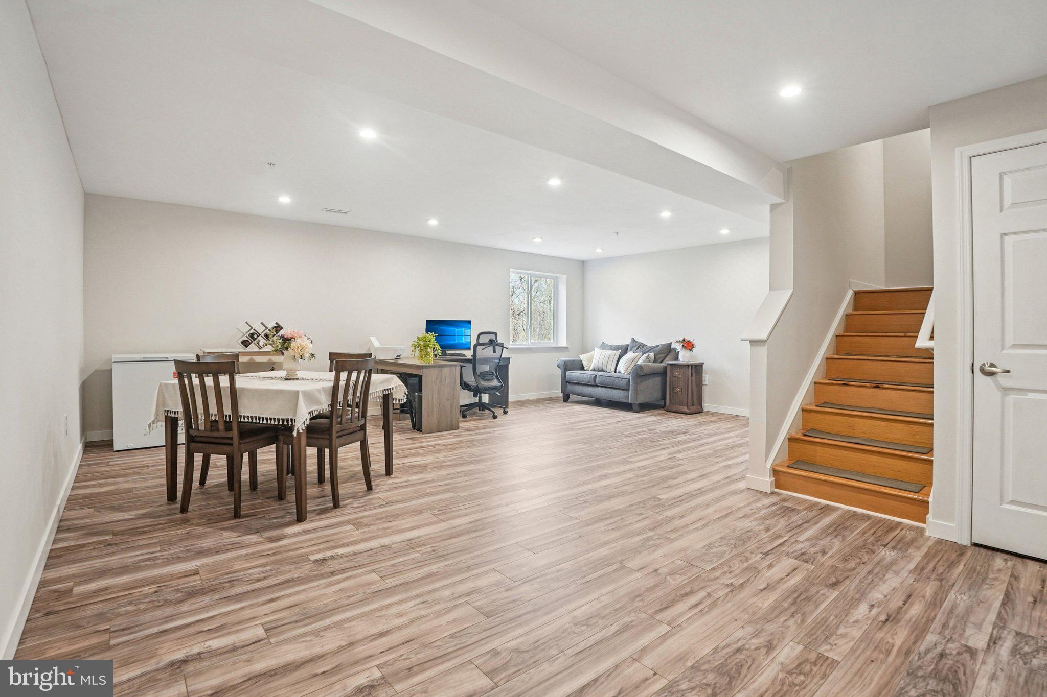 ASHBOURNE MEADOWS - Residential