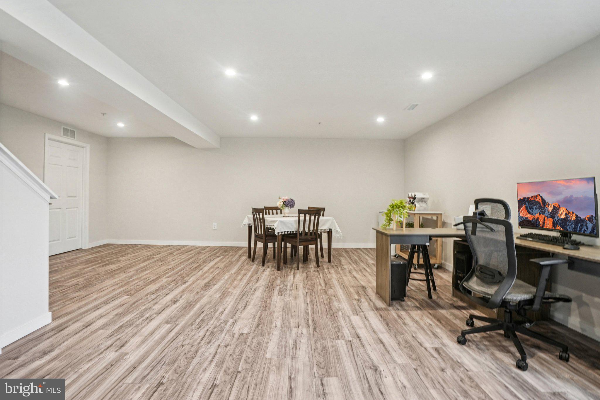 ASHBOURNE MEADOWS - Residential