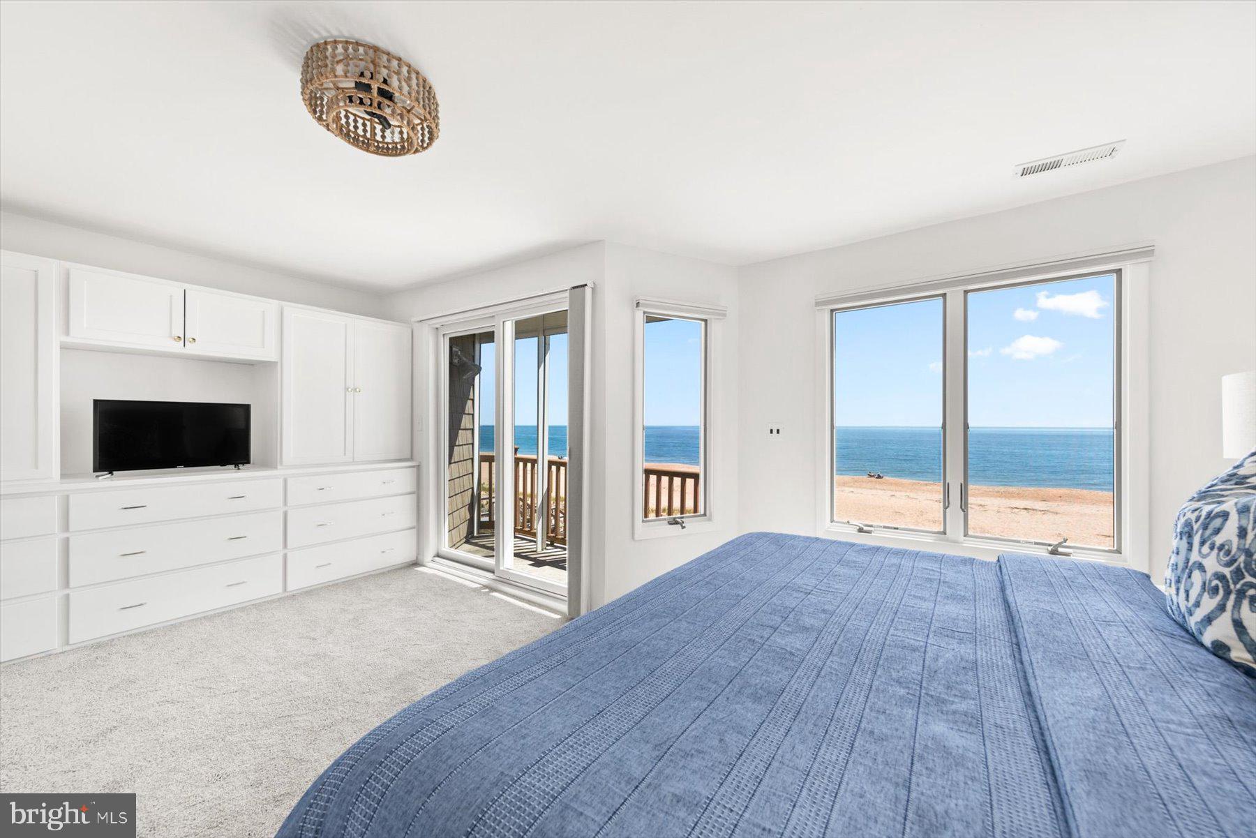 TOWER SHORES - Residential