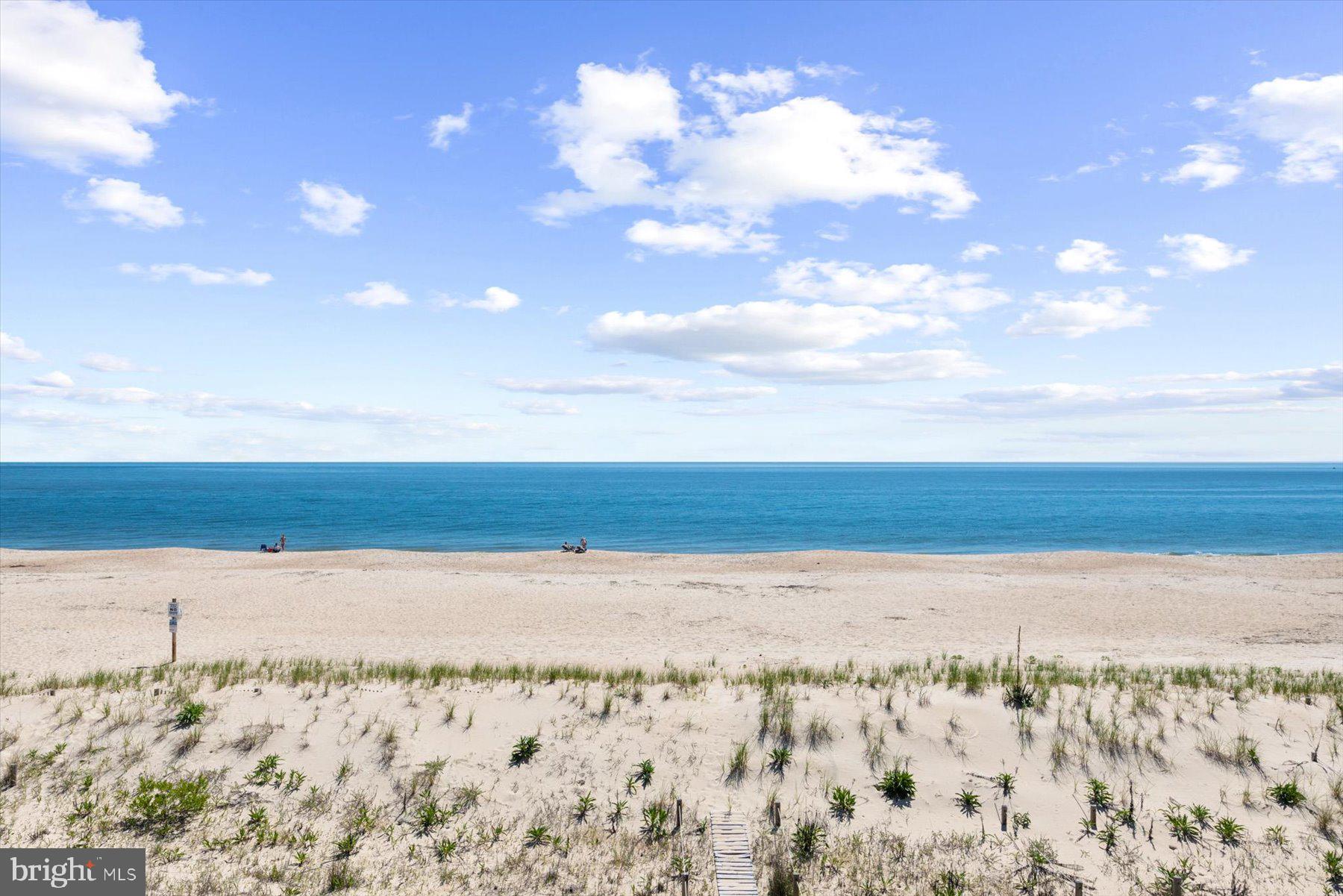 TOWER SHORES - Residential