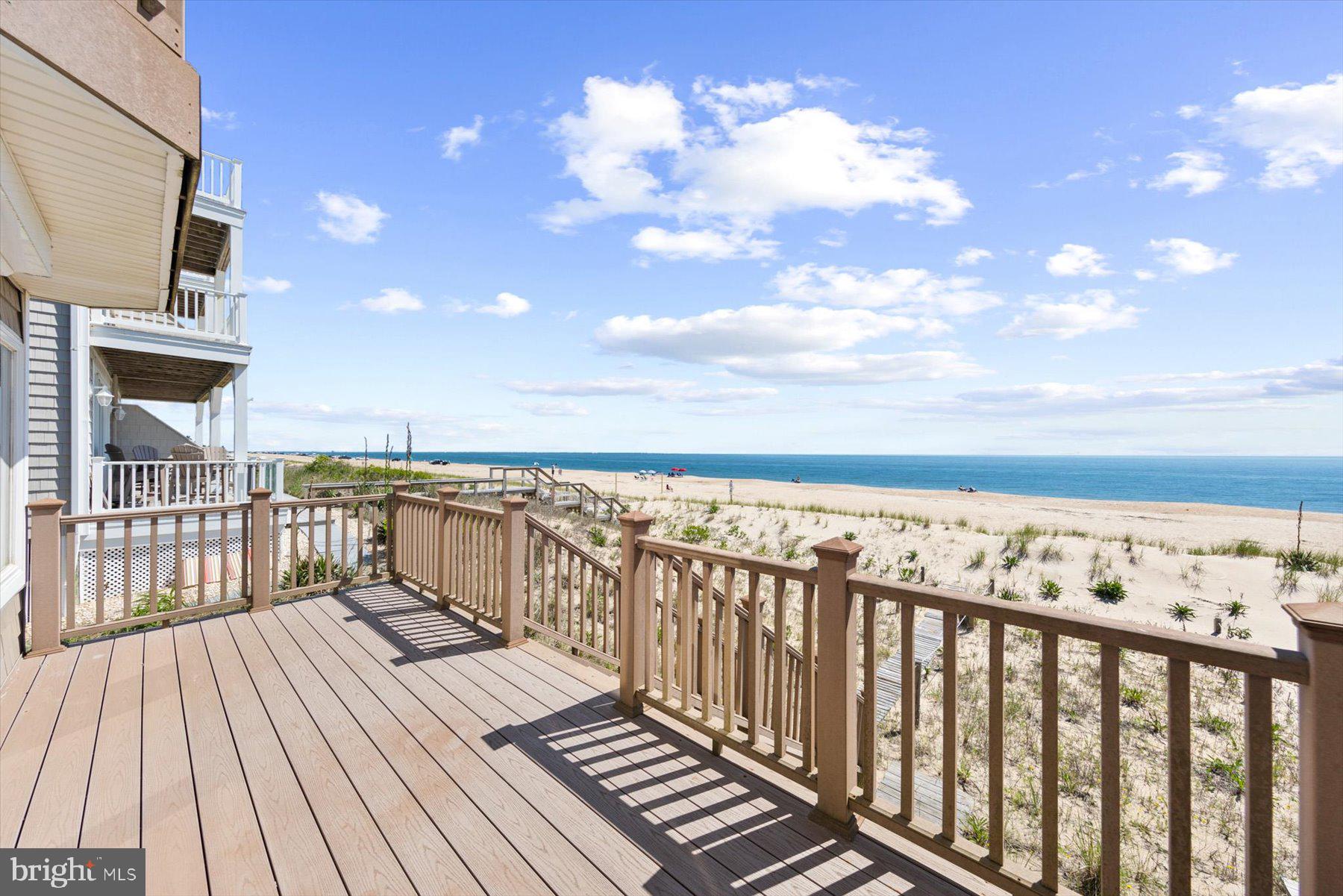 TOWER SHORES - Residential