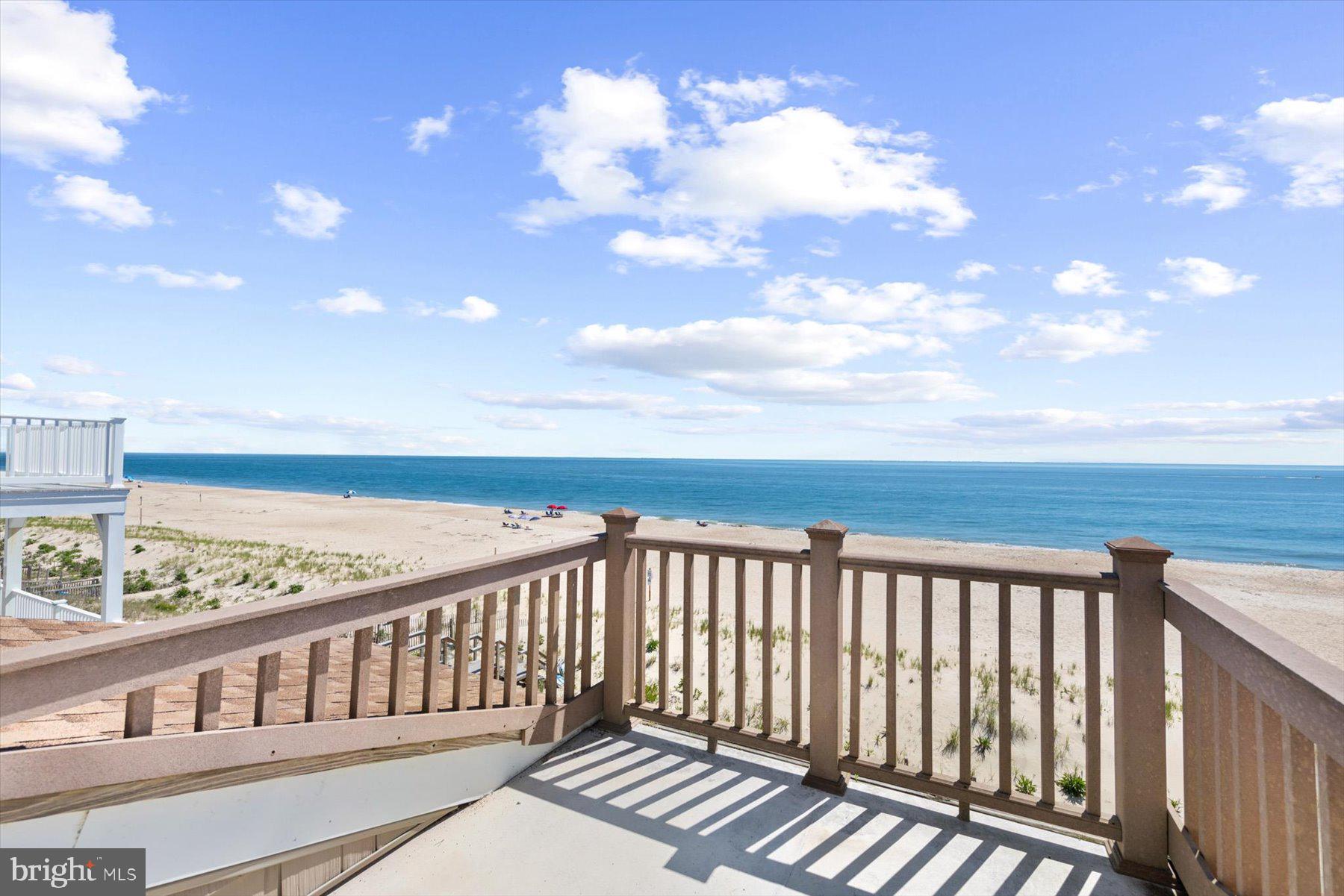 TOWER SHORES - Residential