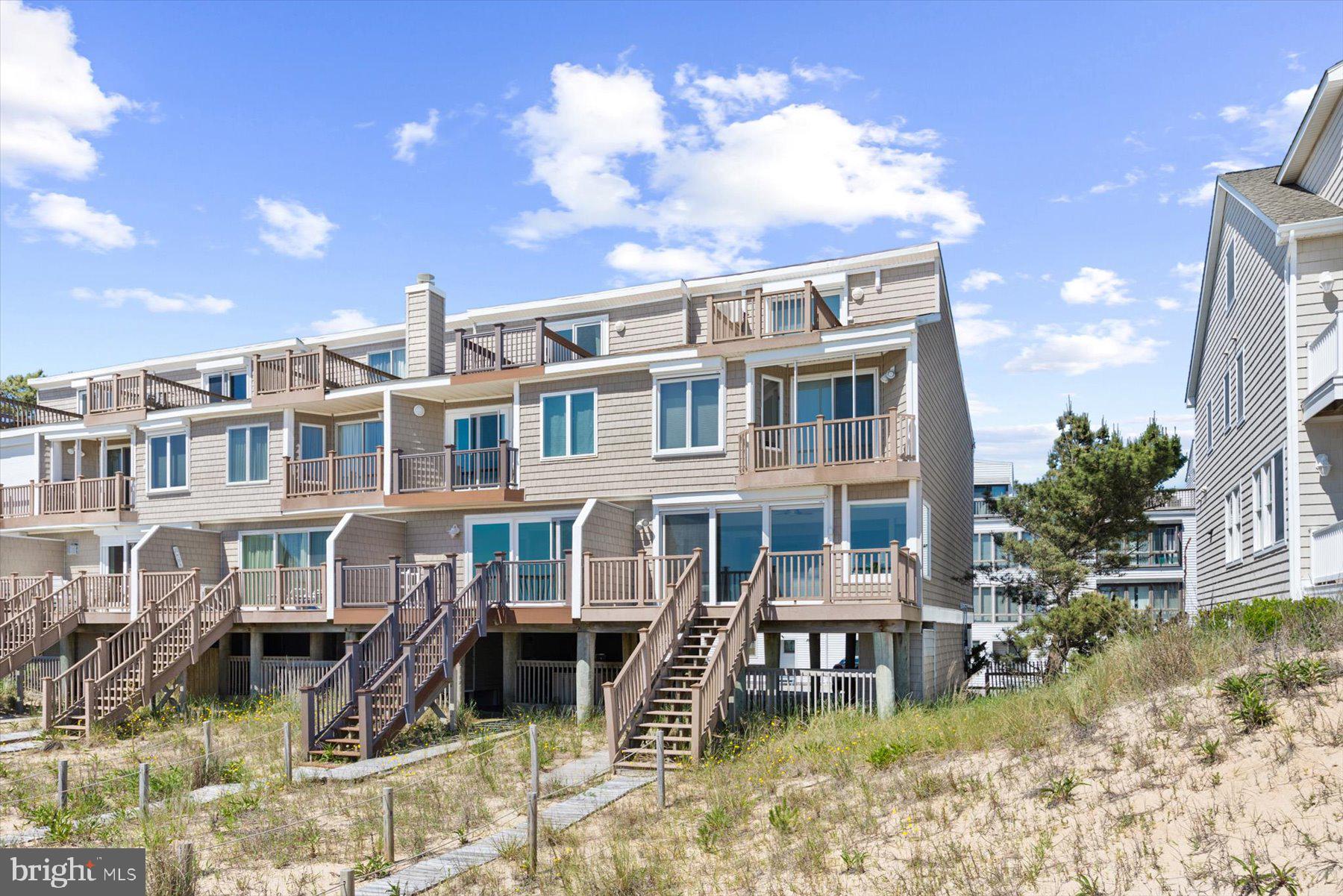 TOWER SHORES - Residential