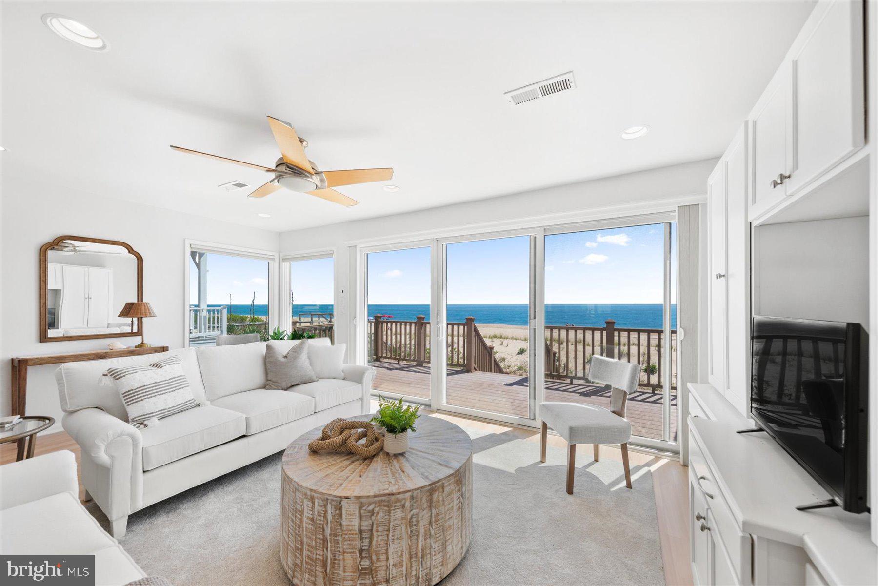 TOWER SHORES - Residential