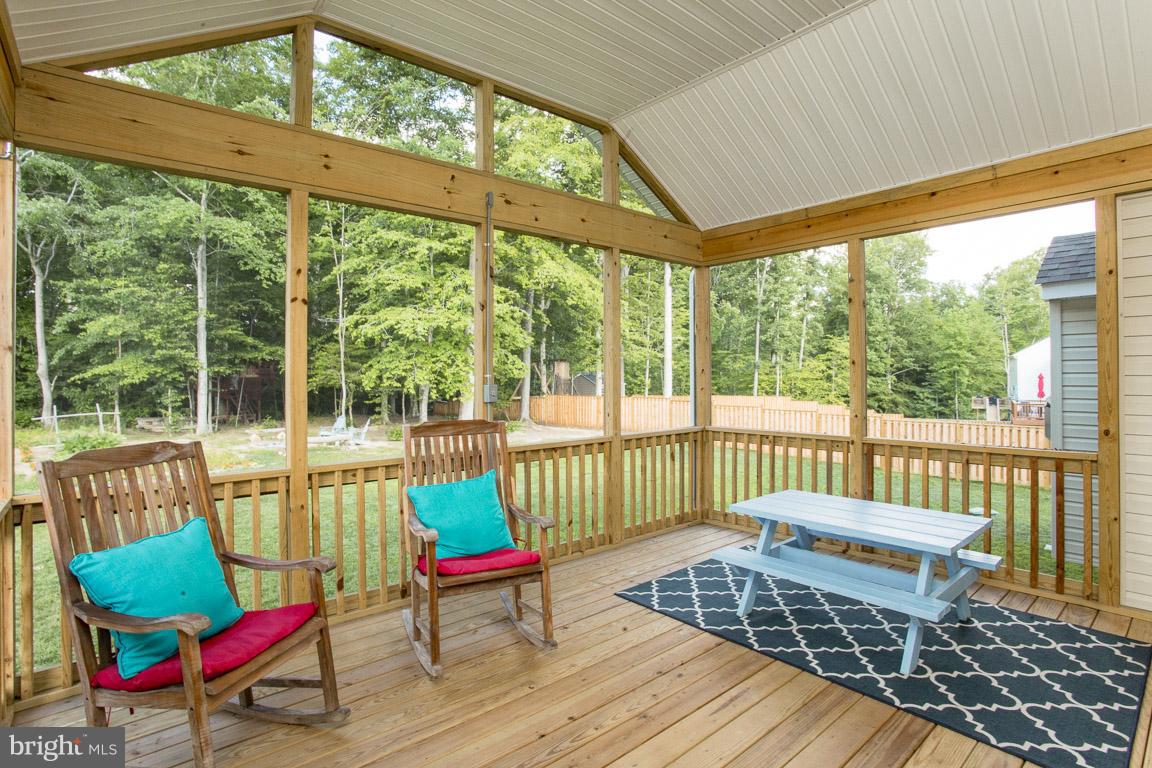 OAKLAND HALL - Residential