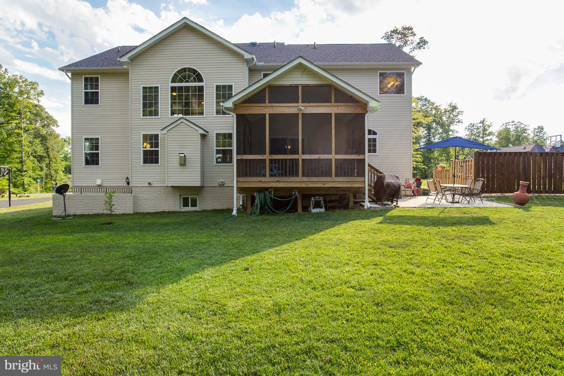 OAKLAND HALL - Residential