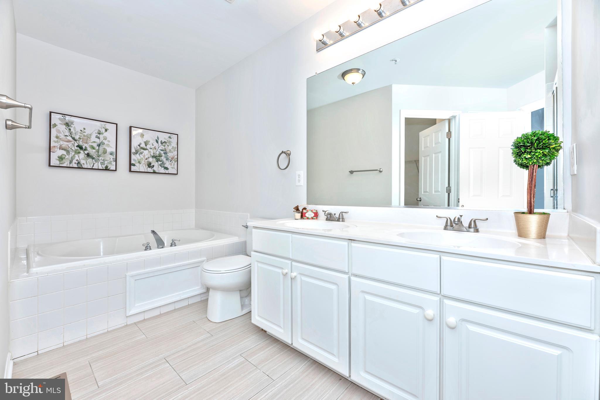 KINGSBROOK - Residential