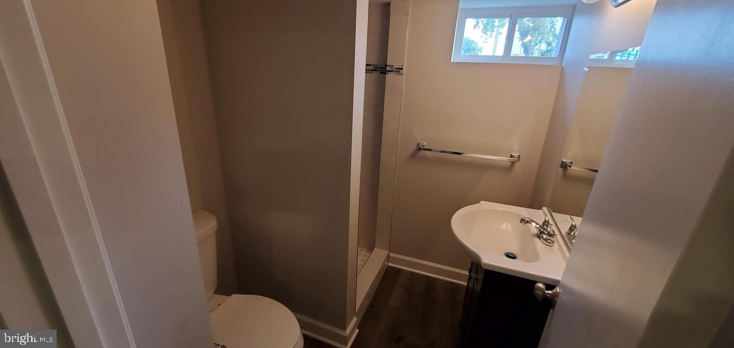ESSEX - Residential Lease