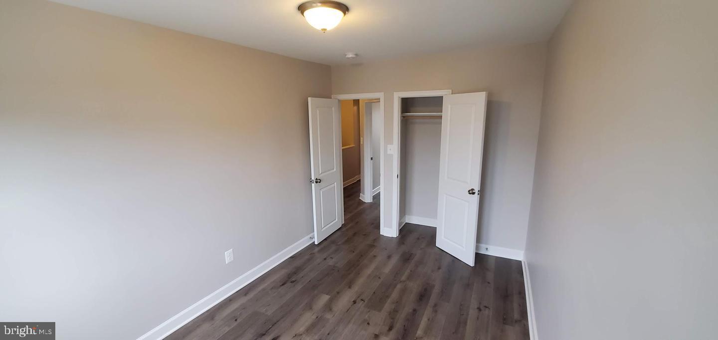 ESSEX - Residential Lease