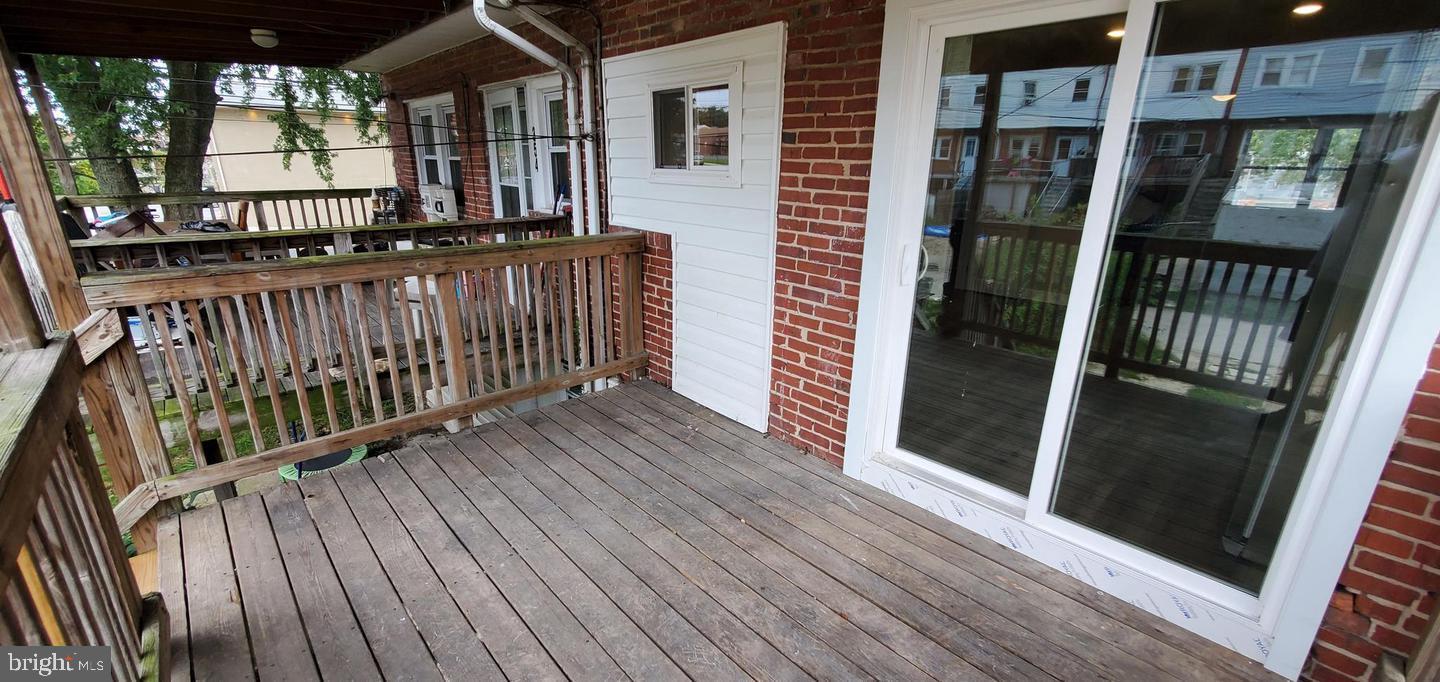 ESSEX - Residential Lease